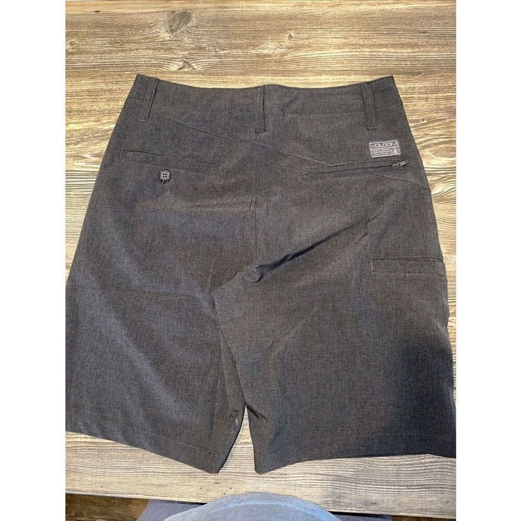 Nordstrom Volcom Men's 4 Way Stretch Shorts. Size 28. Gray. NWOT. Y Size US 28 / EU 44 - 7 Thumbnail