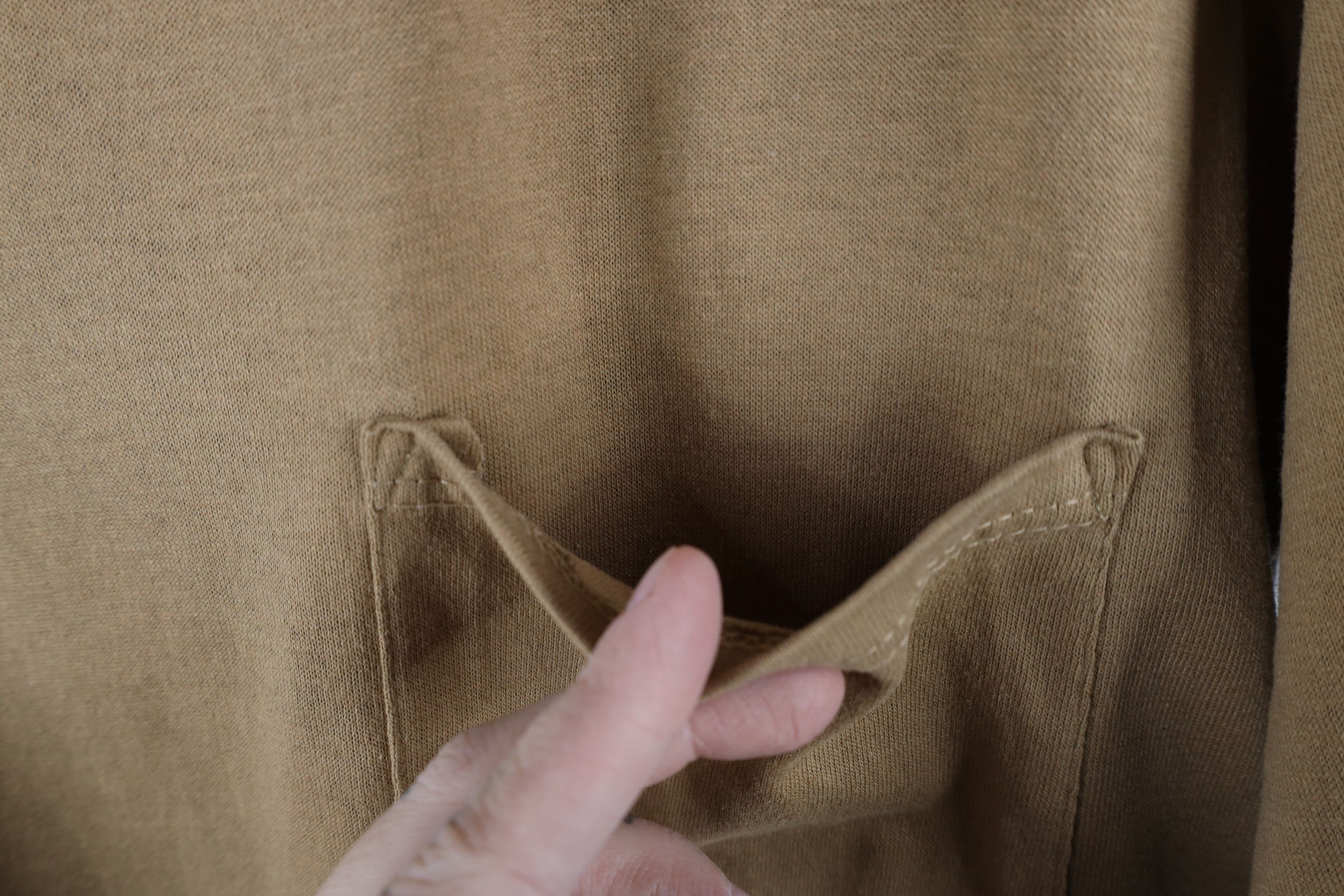 Vintage Vintage 90s Streetwear Blank Pocket T-Shirt Beige USA Size US M / EU 48-50 / 2 - 4 Thumbnail