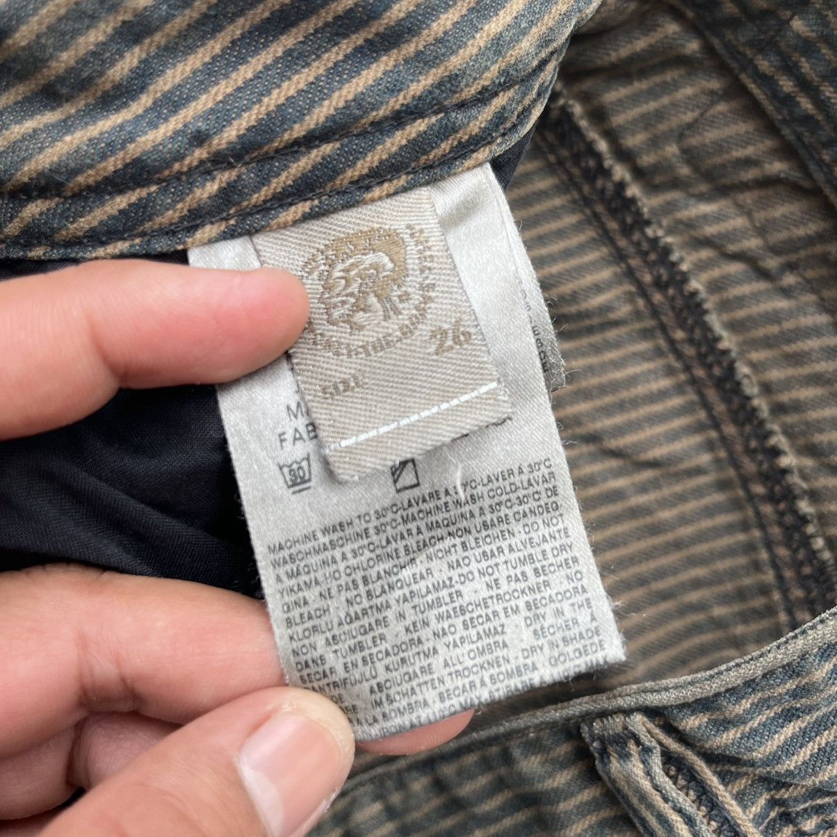 Diesel DIESEL INDUSTRY FLARED VTG LIKE SPREAD EVENLY OIL STAINS Size 26" / US 2 / IT 38 - 7 Thumbnail