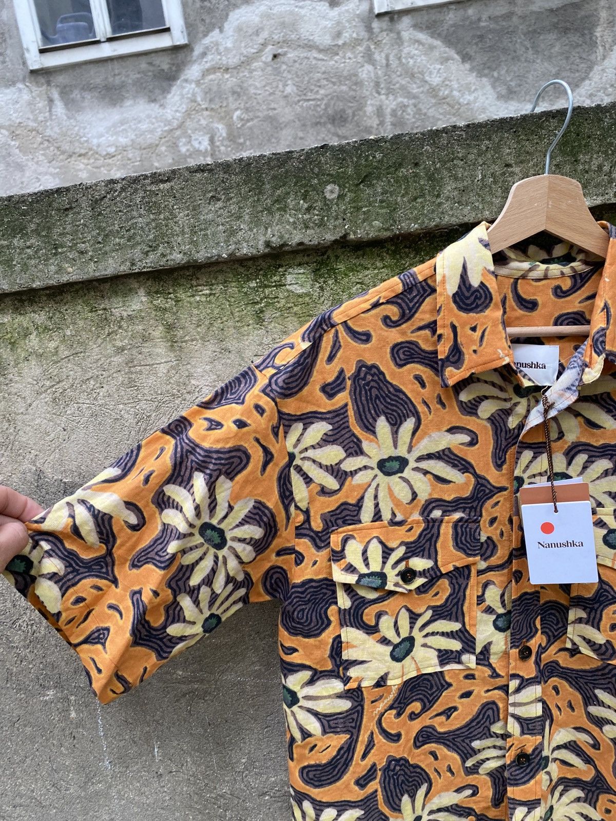 Nanushka Nanushka Linen Overprinted Shirt Size US S / EU 44-46 / 1 - 5 Thumbnail