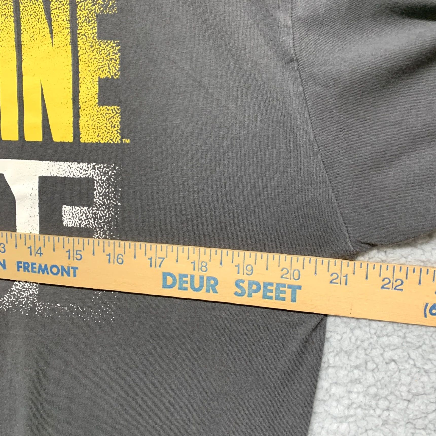 Vintage PE Pro Edge T-Shirt Michigan Wolverines Pride Mens Large Black White Yellow UofM Shirt Men Size US L / EU 52-54 / 3 - 4 Thumbnail