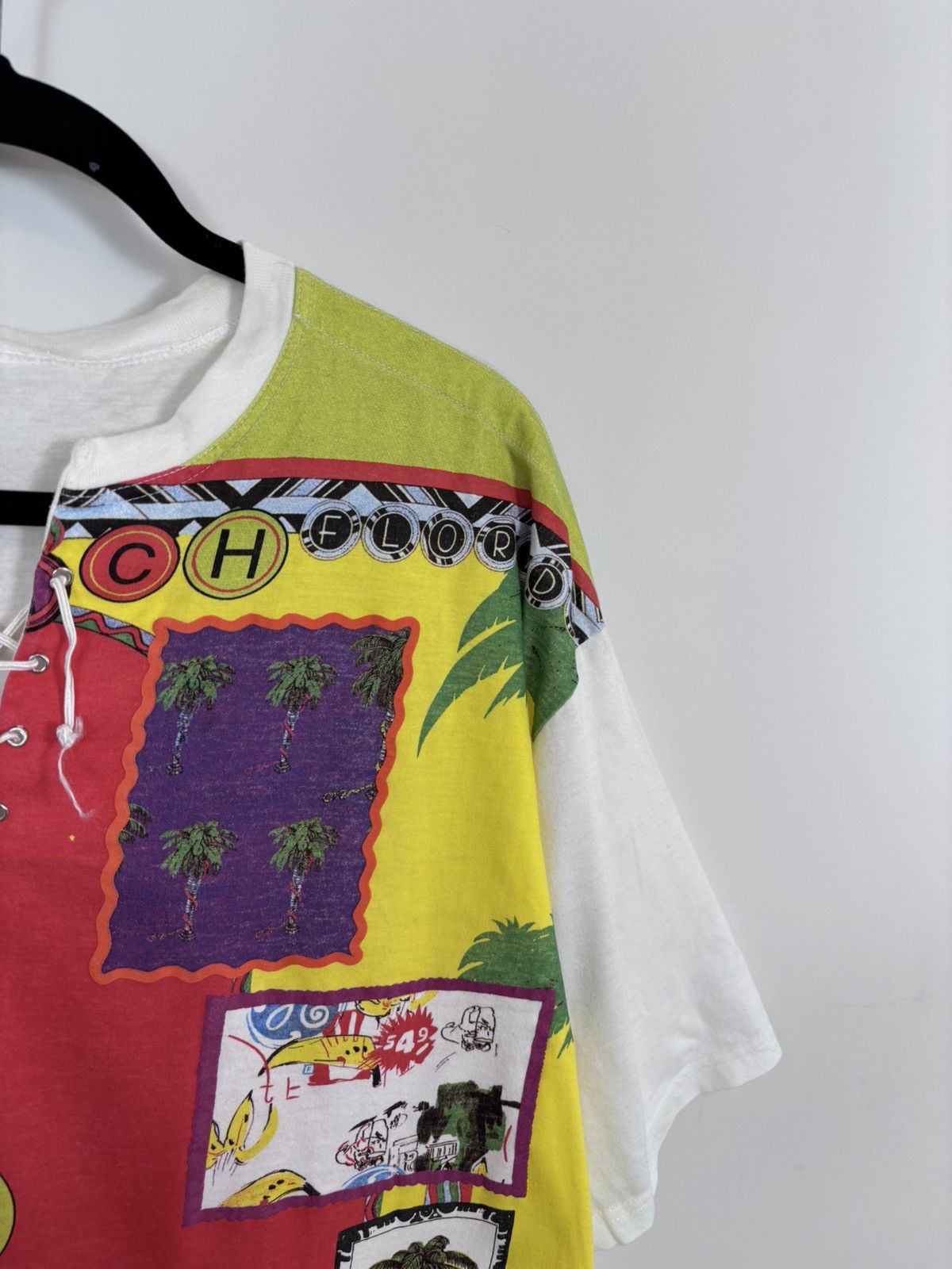 Versace Jeans Couture Vintage 1990s Versace Jeans Couture Florida Beach T-Shirt Size US L / EU 52-54 / 3 - 10 Thumbnail