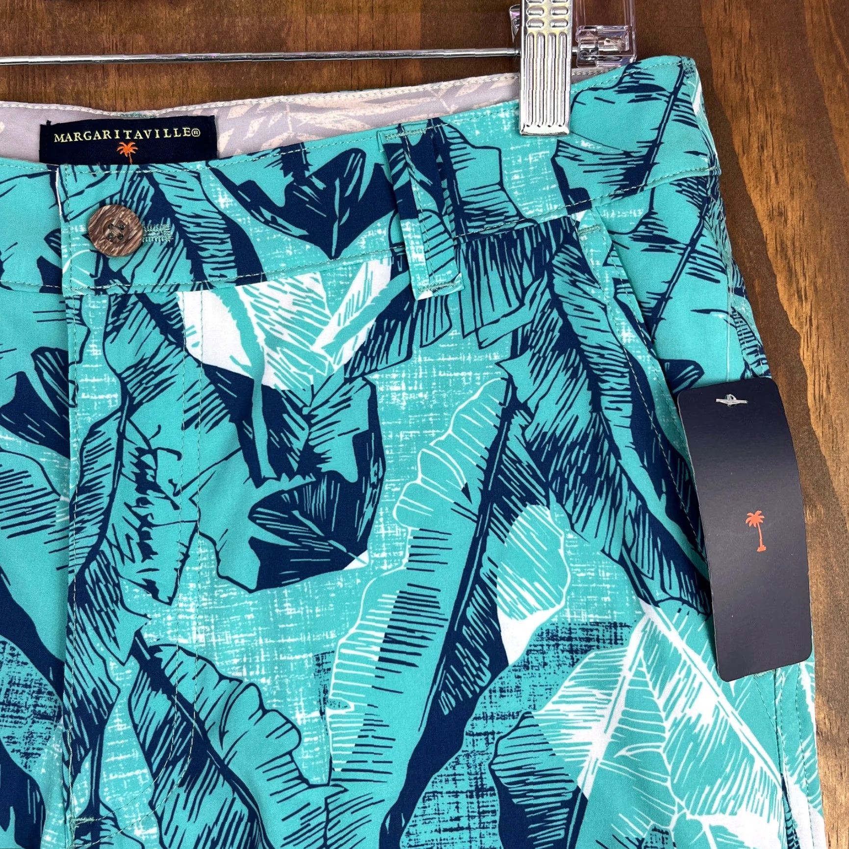 Vintage Margaritaville Mens Shorts Turquoise UPF 30+ Quick Dry 4 Way Stretch Bermuda (S) 30 30in Waist Blue Floral Casual Travel Workwear Men Size US 30 / EU 46 - 3 Thumbnail