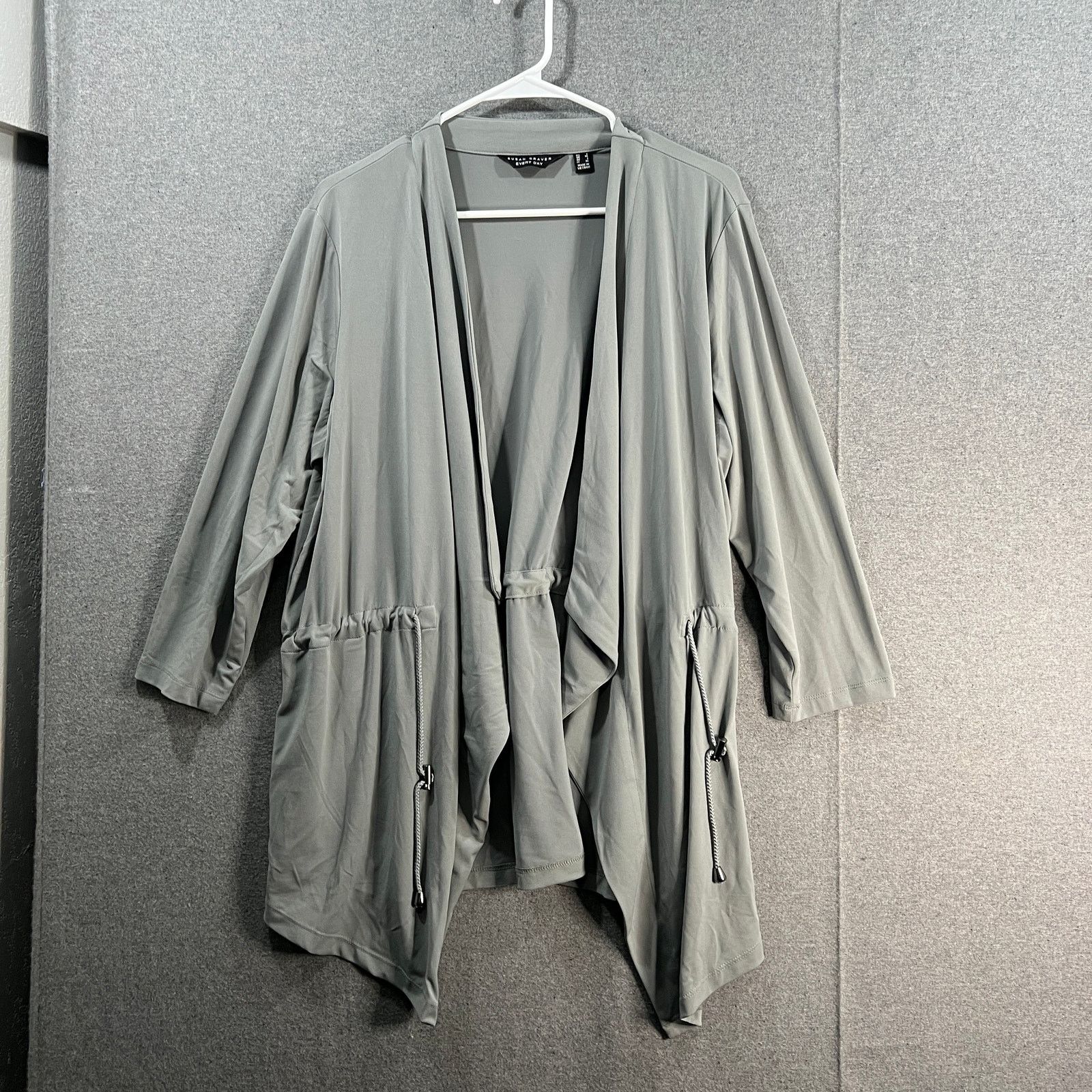 Other Susan Graver Liquid Knit Anorak Style Cardigan Silver Mist Size L / US 10 / IT 46 - 1 Thumbnail