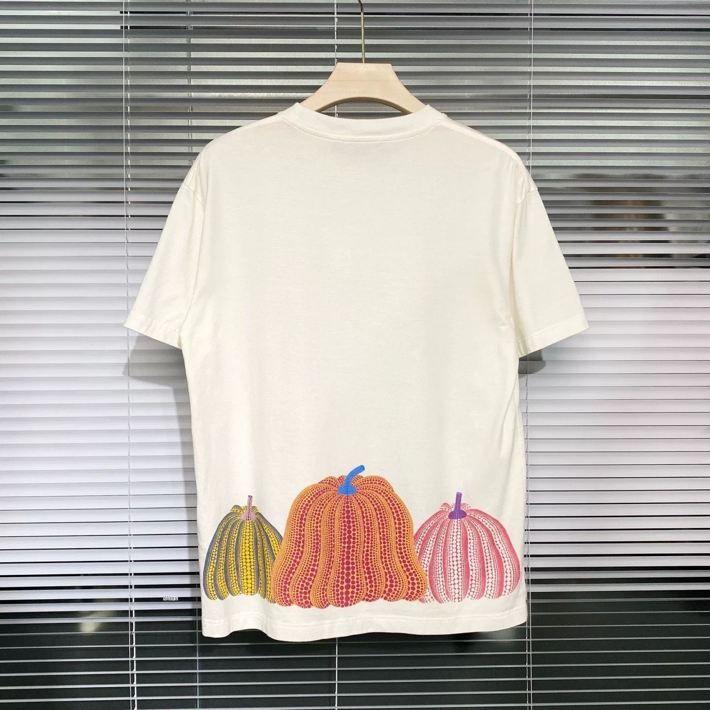Louis Vuitton Louis Vuitton Yayoi Kusama Polka Dot T-shirt Size US S / EU 44-46 / 1 - 2 Thumbnail