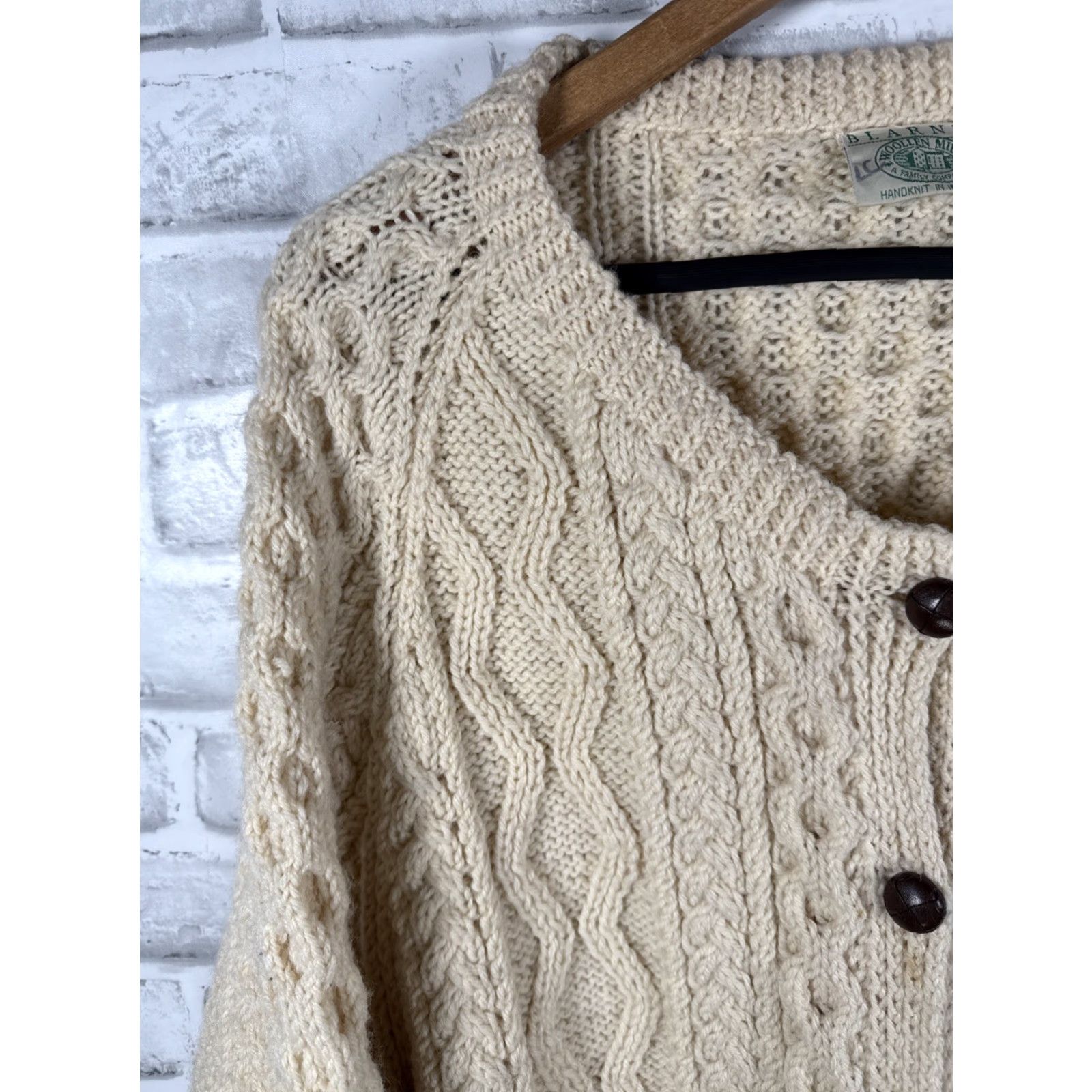 Vintage VINTAGE Blarney Sweater Fisherman Full Button Up Cardigan Knit Mens L Beige Wool Cable Knit Casual Outdoor 90s? Size US L / EU 52-54 / 3 - 4 Thumbnail