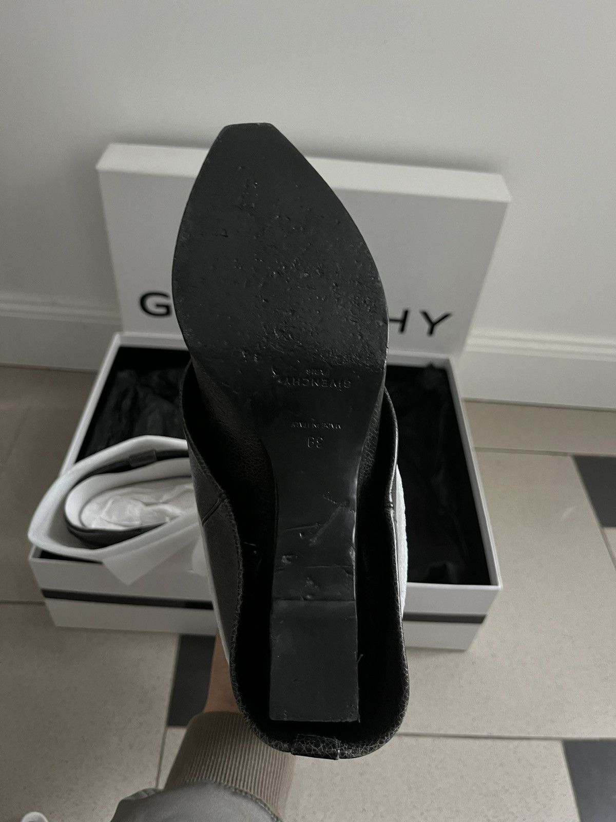 Givenchy Givenchy Shark santiague Size US 8 / IT 38 - 14 Thumbnail
