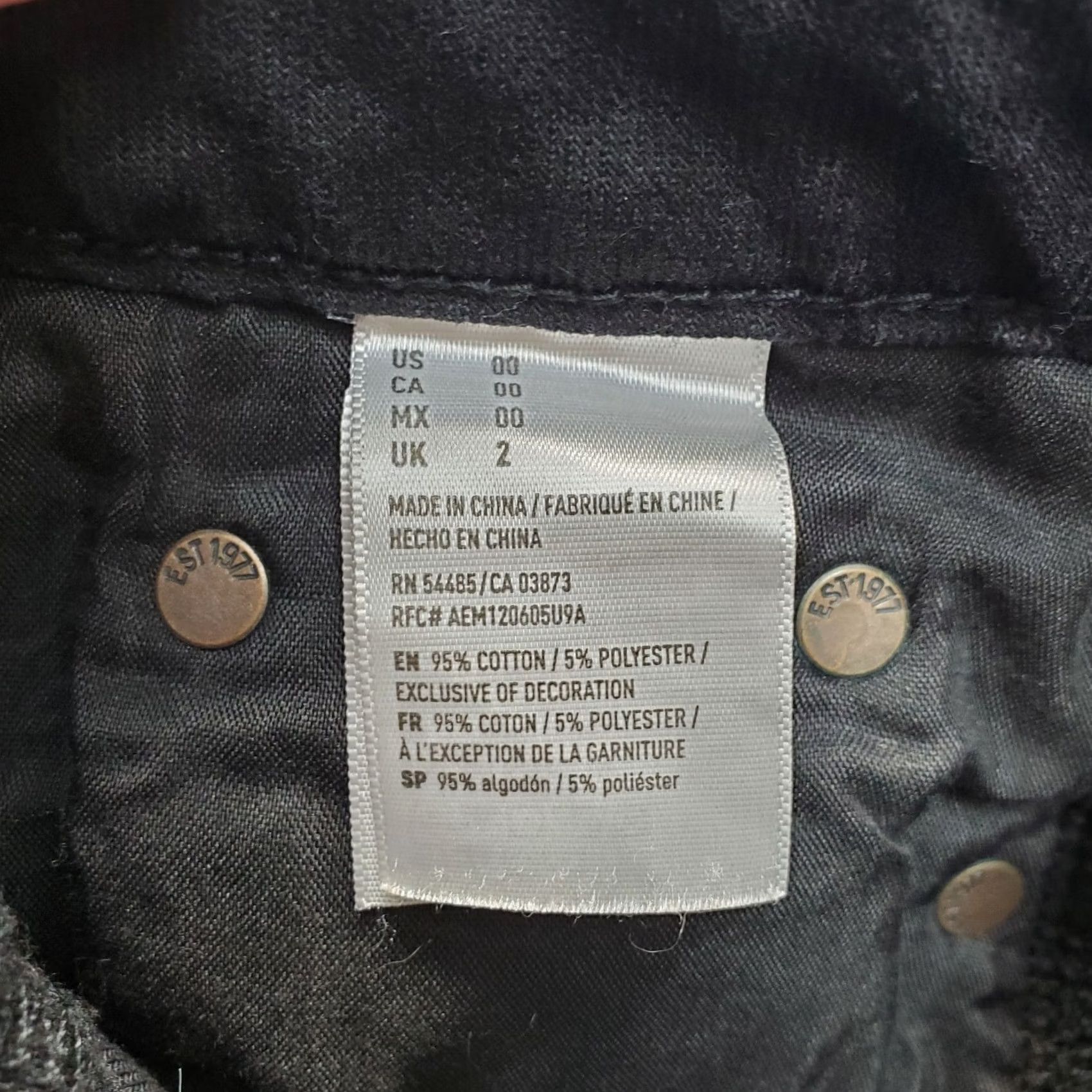 American Eagle Outfitters VINTAGE American Eagle Outfitters A-Line Skirt Womens 00 Black Denim Button Fly Short Skirt Womens Size 00 Black Denim Button Fly Size 24" / US 00 / IT 34 - 7 Thumbnail