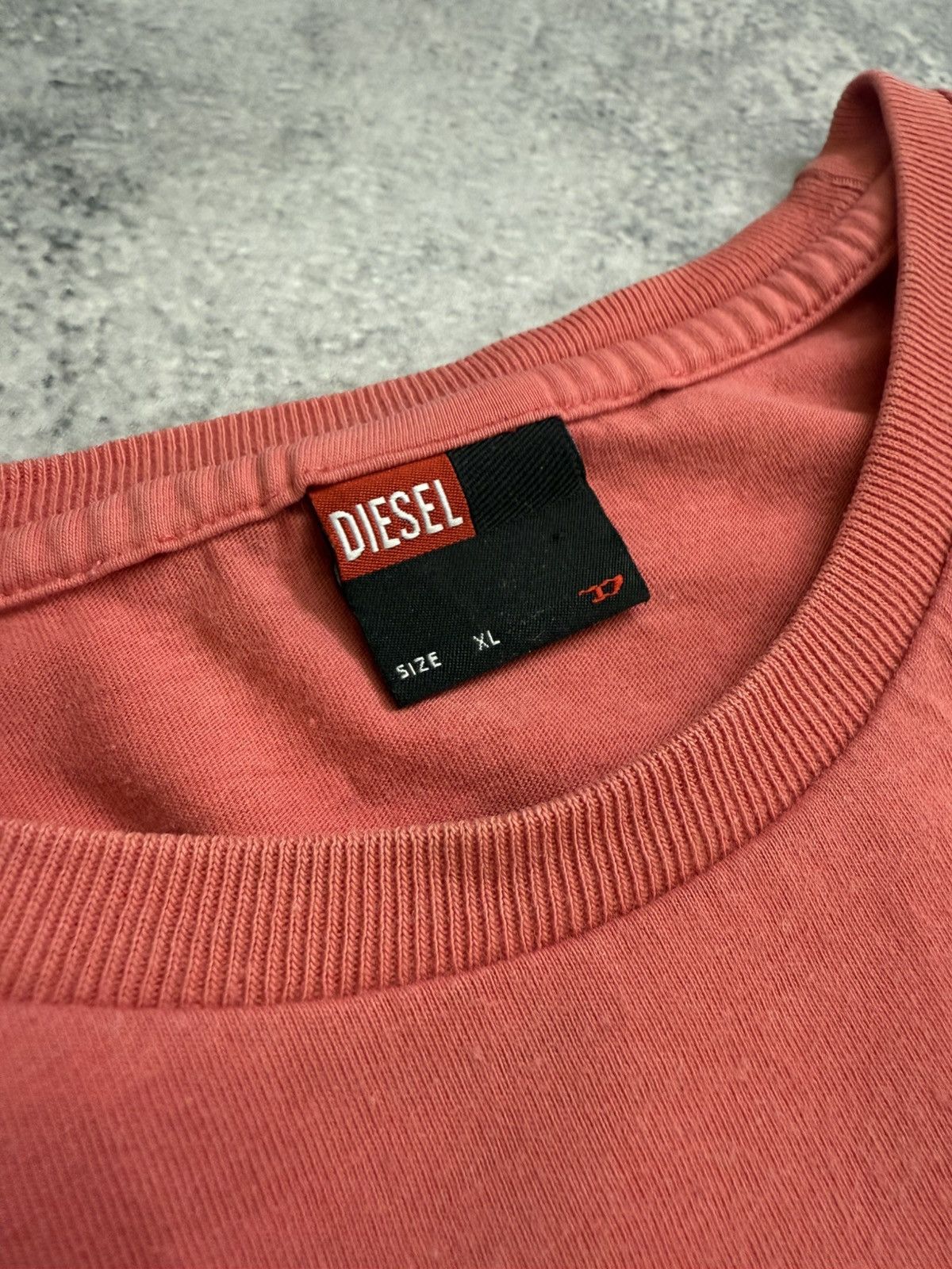 Diesel Mens Vintage Diesel T-shirt y2k distressed big logo rare 90s Size US XL / EU 56 / 4 - 6 Thumbnail