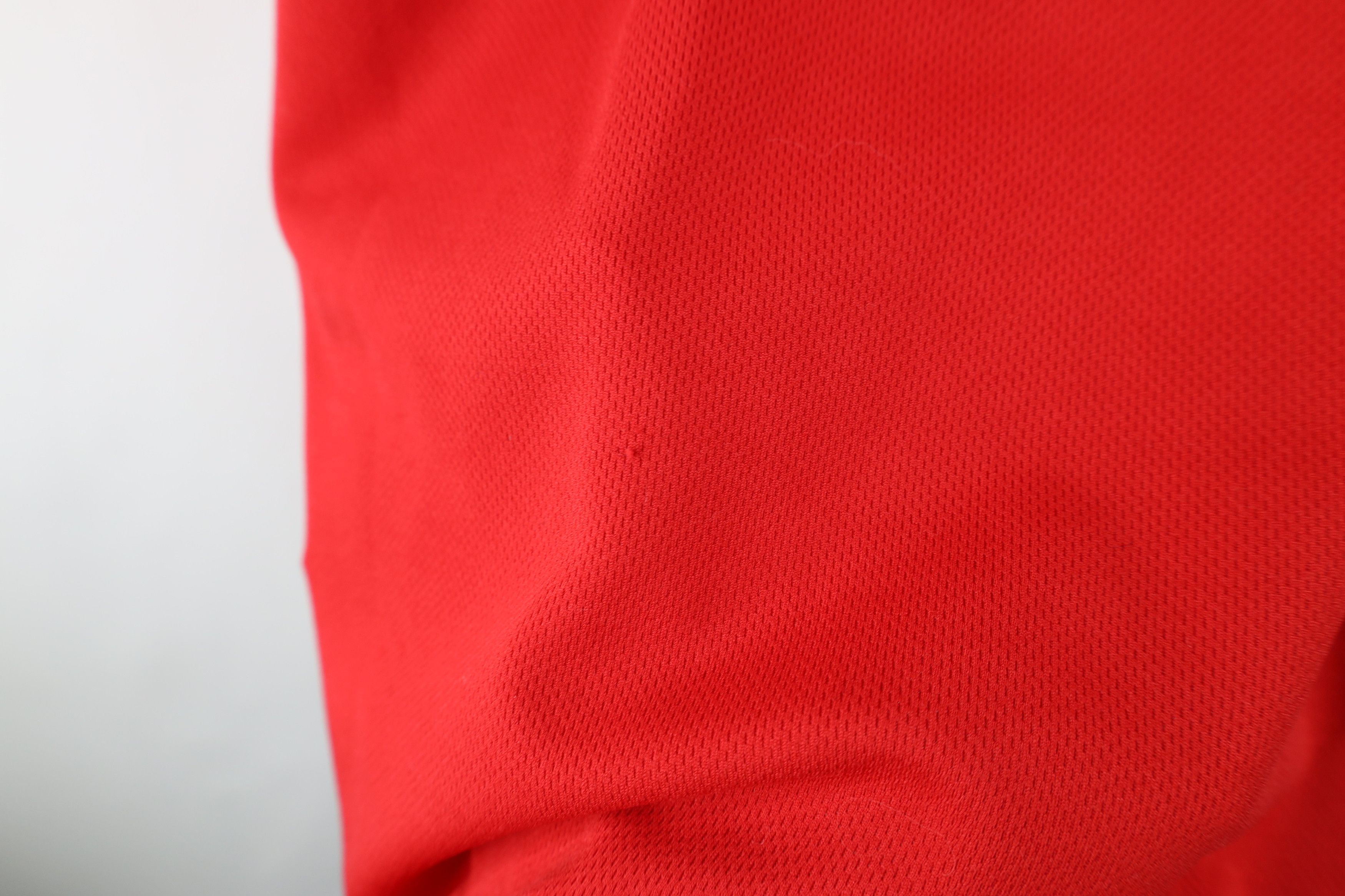 Vintage Vintage 90s Red Wings Hockey Jersey T-Shirt Red Polyester Size US L / EU 52-54 / 3 - 7 Thumbnail