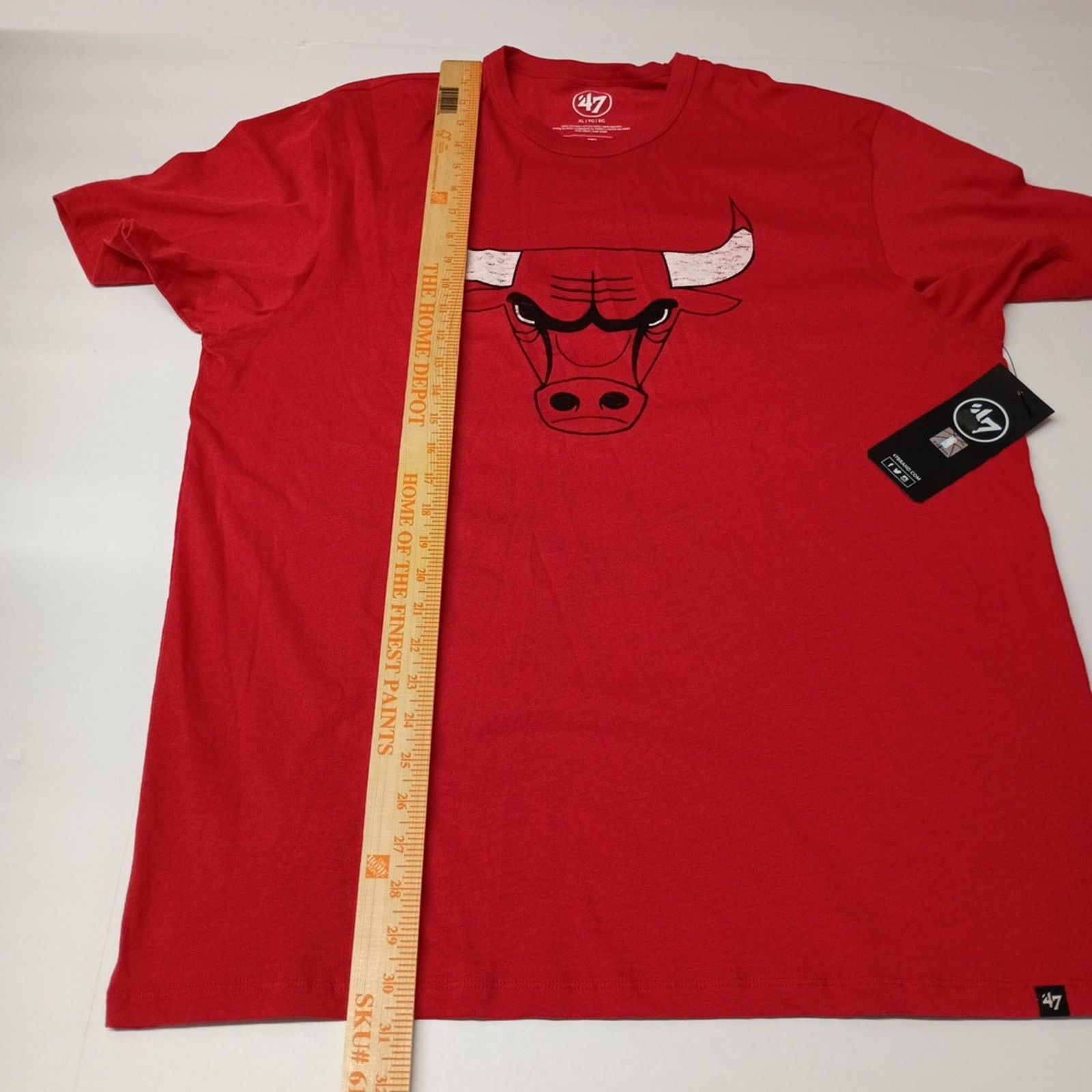 47 Brand Chicago Bulls Basketball T-Shirt Men's XL Red Tee '47 Brand Size US XL / EU 56 / 4 - 5 Thumbnail