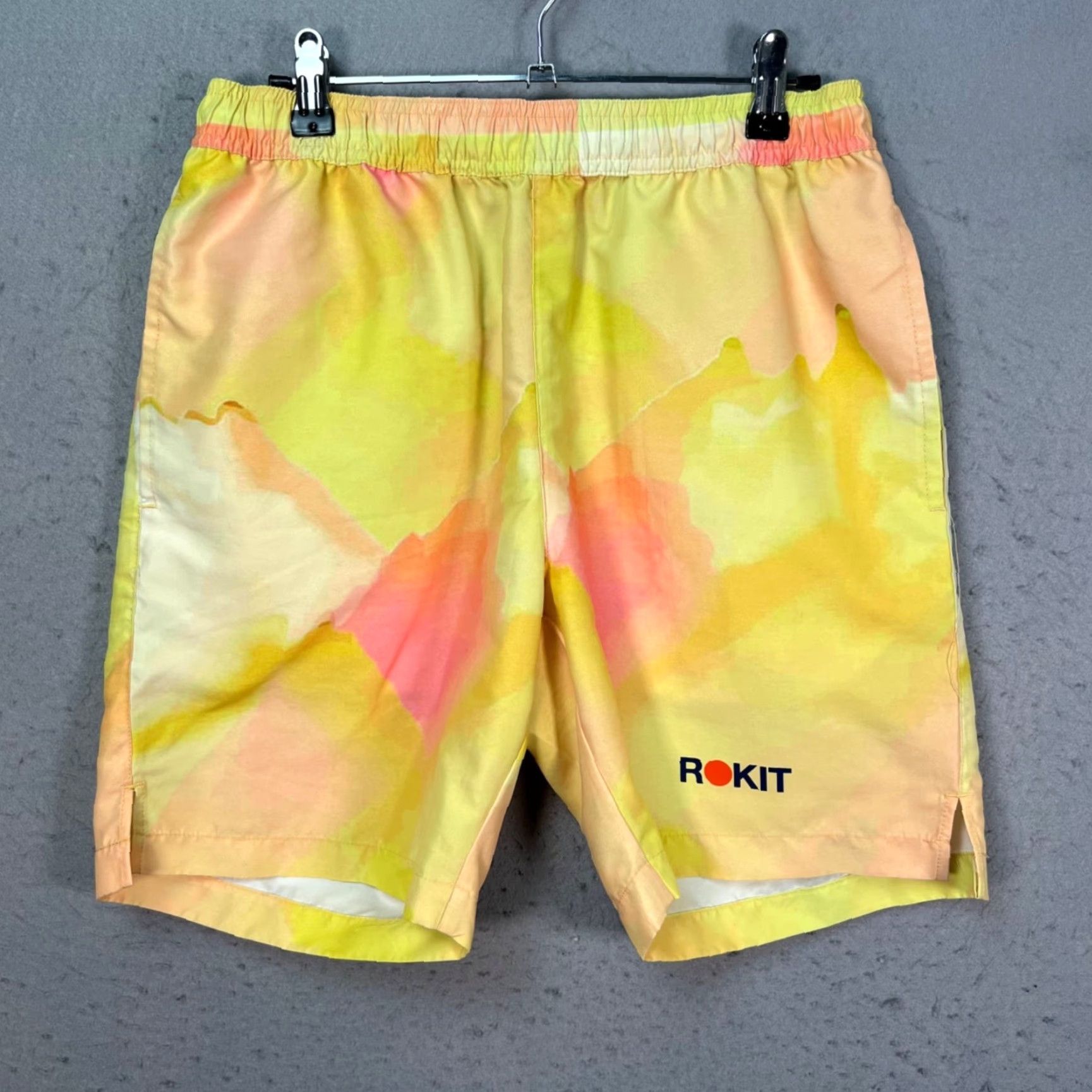 Pinko Rokit Mens Size Small Yellow & Pink Watercolor Shorts Size US 29 - 2 Thumbnail
