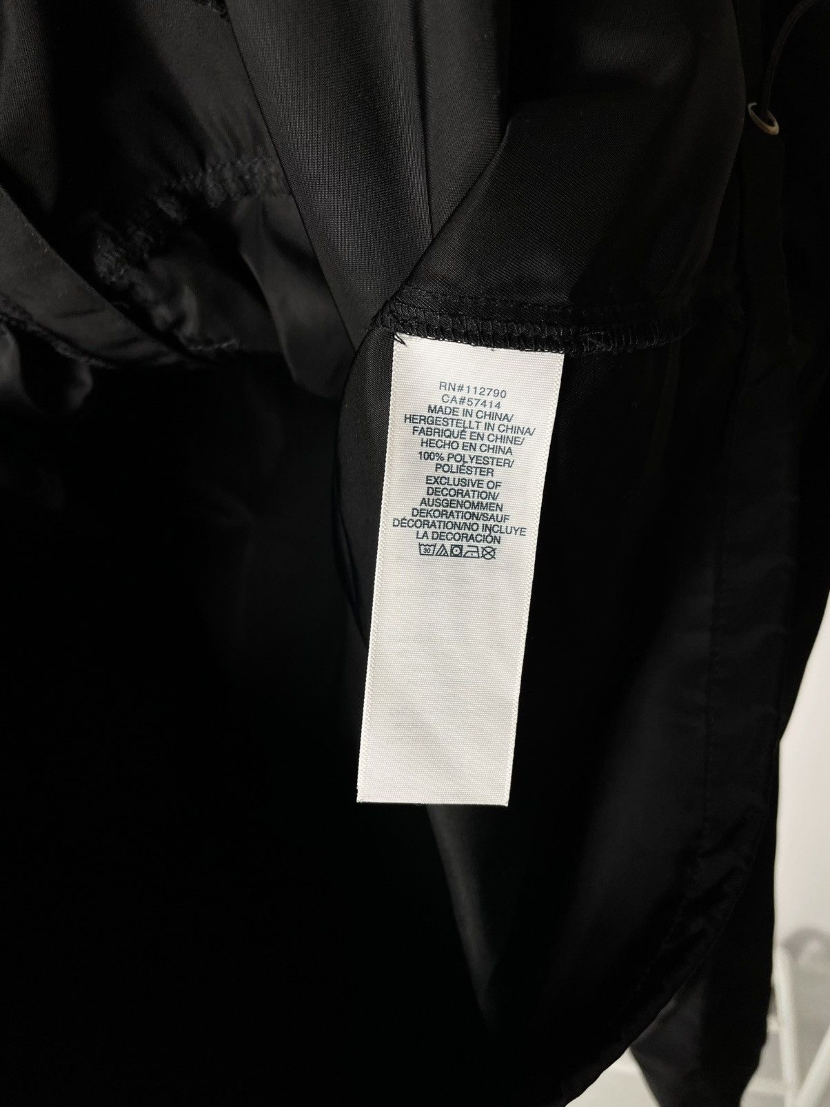 True Religion True Religion Light Hooded Black Supreme Nylon Rain Jacket Size US XXL / EU 58 / 5 - 11 Thumbnail