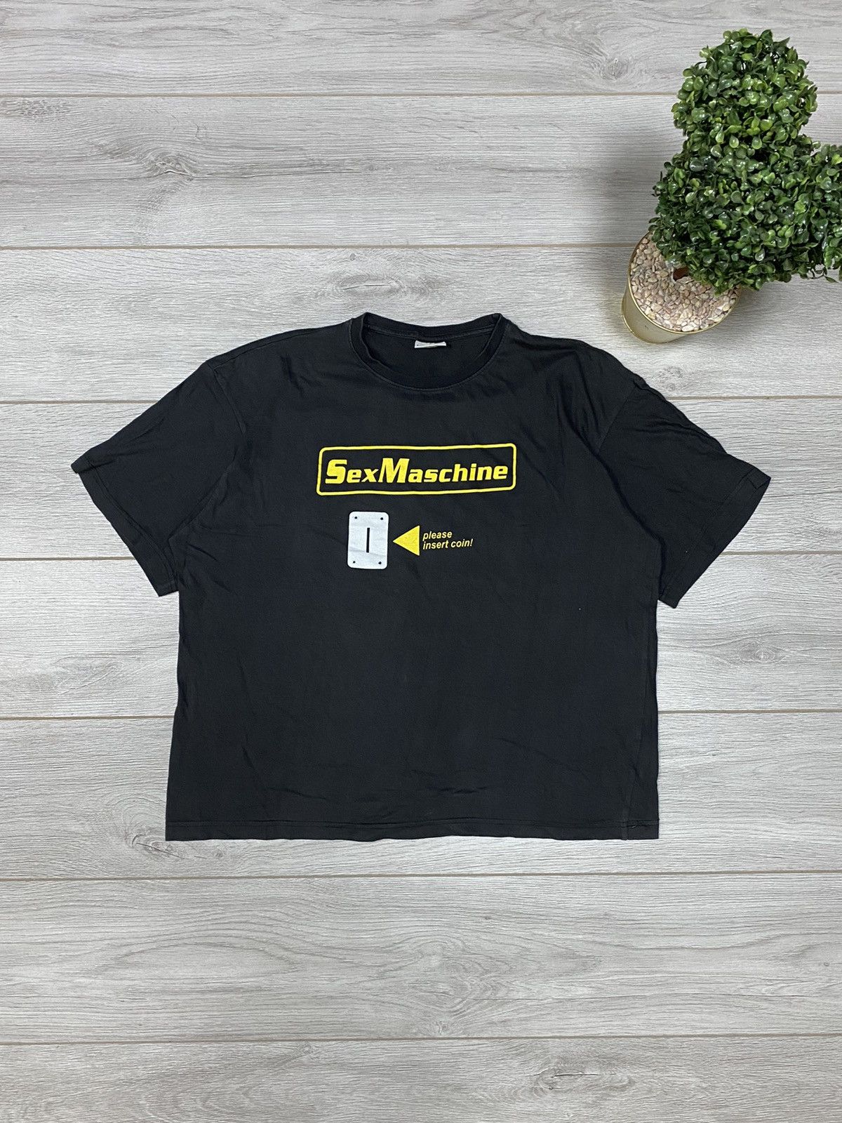 Vintage Sex Machine xxx humor cropped t-shirt “please insert coin” | Grailed