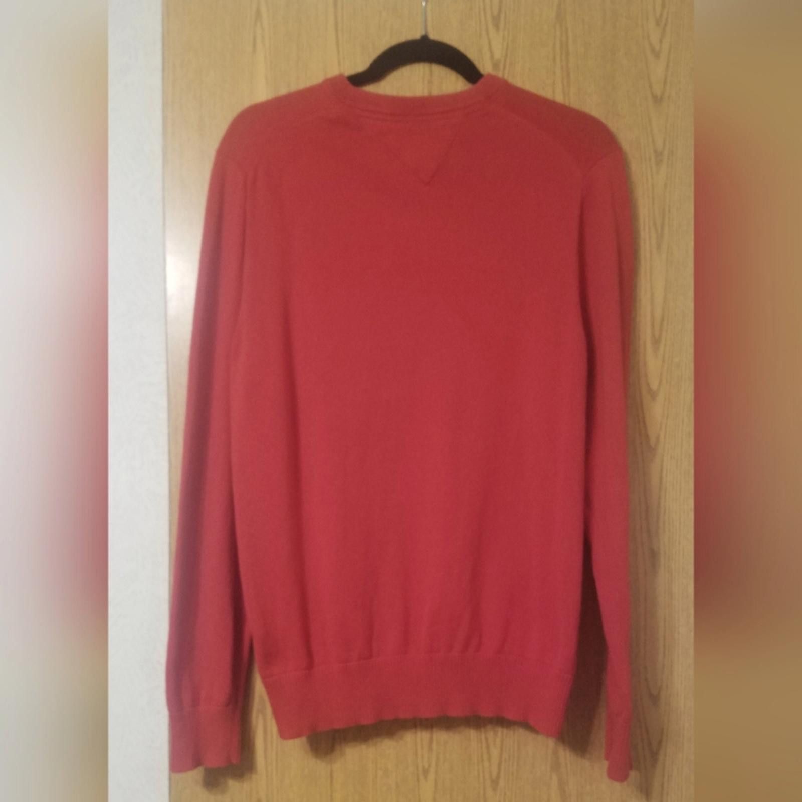 Tommy Hilfiger Tommy Hilfiger Men's V-Neck Sweater Size Medium Size US M / EU 48-50 / 2 - 2 Thumbnail
