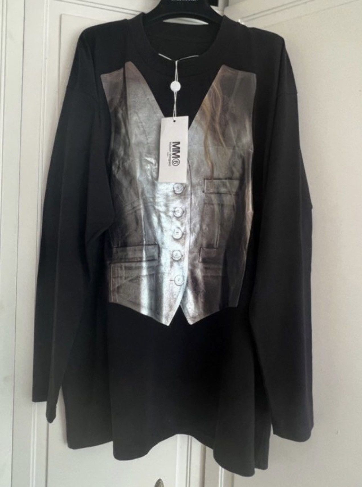 Maison Margiela New Maison Margiela MM6 foil printed vest T-shirt E 7t tee Size US S / EU 44-46 / 1 - 1 Thumbnail