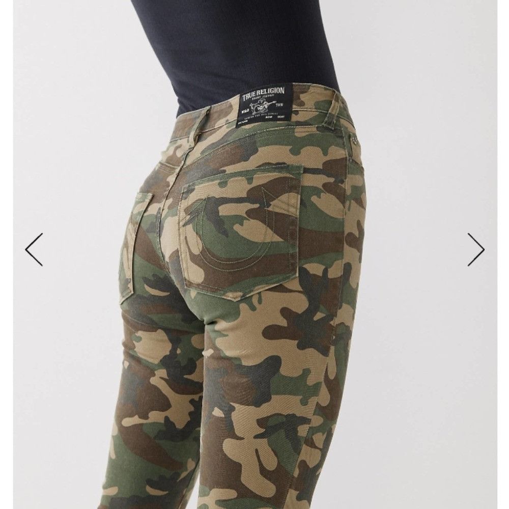 True Religion True religion Jennie curvy super skinny camo jeans size 29 Size 28" / US 6 / IT 42 - 8 Thumbnail