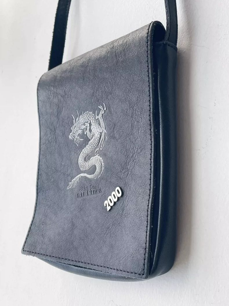 Jean Paul Gaultier Jean Paul Gaultier All-leather one-shoulder dragon pattern Size ONE SIZE - 4 Thumbnail
