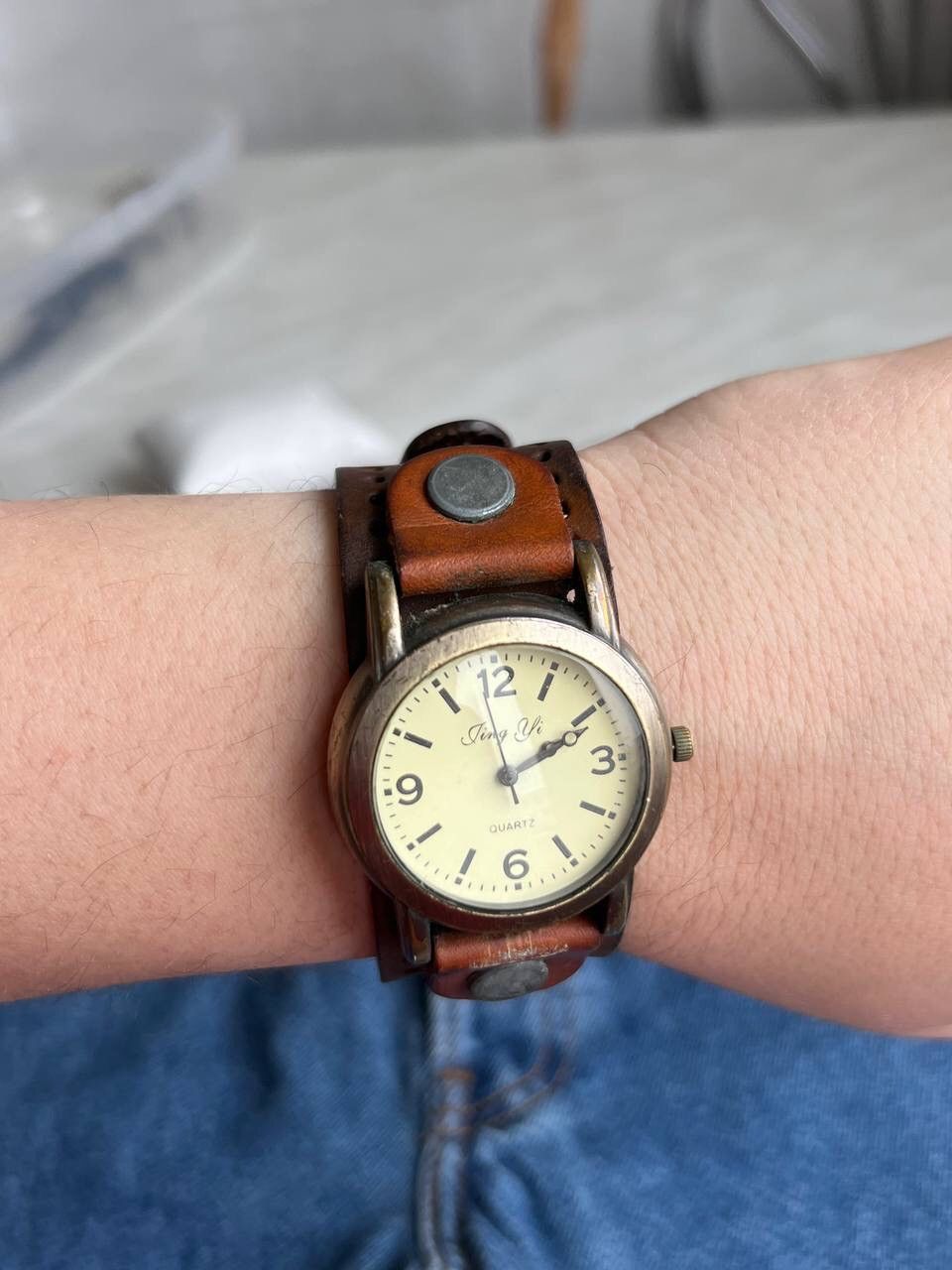 Japanese Brand × Vintage Vintage Brown Full Leather Japanese style futuristic Watch Size ONE SIZE - 9 Thumbnail