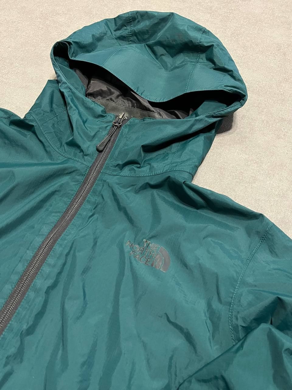 The North Face The North Face Men`s Green Dry Vent Windbreaker Jacket Sz M Size US M / EU 48-50 / 2 - 4 Thumbnail