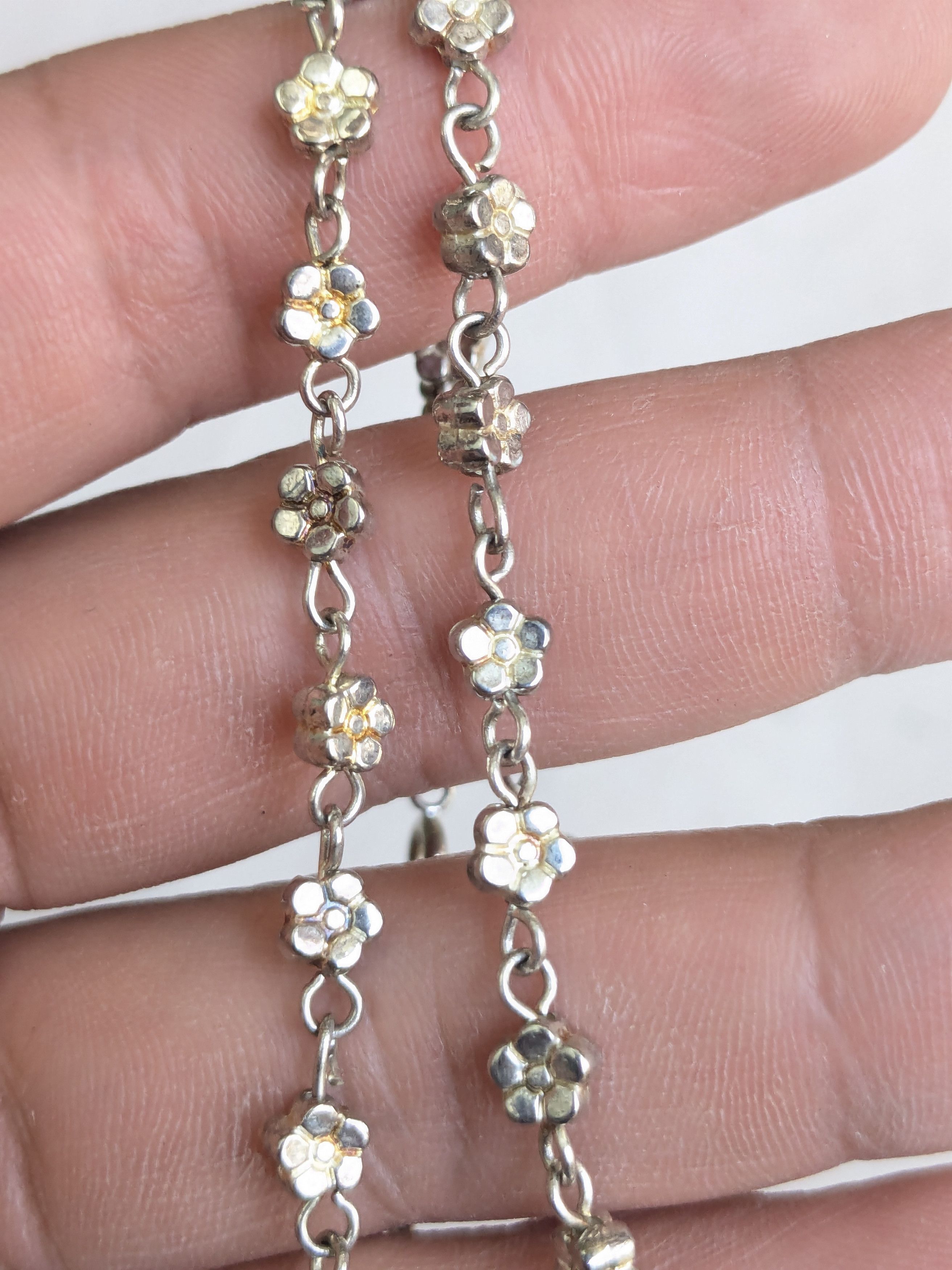 Jewelry Silver Necklace Flowers Floral 15" Y2K Cute Size ONE SIZE - 8 Thumbnail