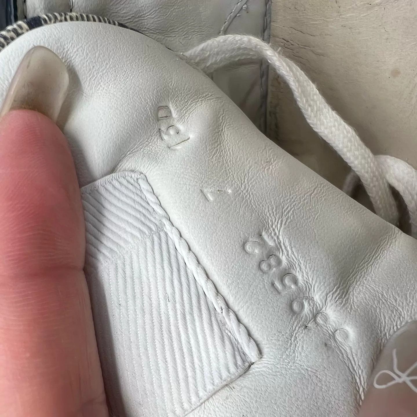 Gucci Gucci Cookie Sneaker White/Blue US7 EU41 Size US 8 / EU 41 - 8 Thumbnail