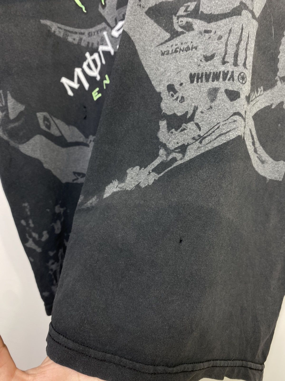 Yamaha Vintage Monster Energy Yamaha Distressed Licensed T-shirt Size US XL / EU 56 / 4 - 8 Thumbnail