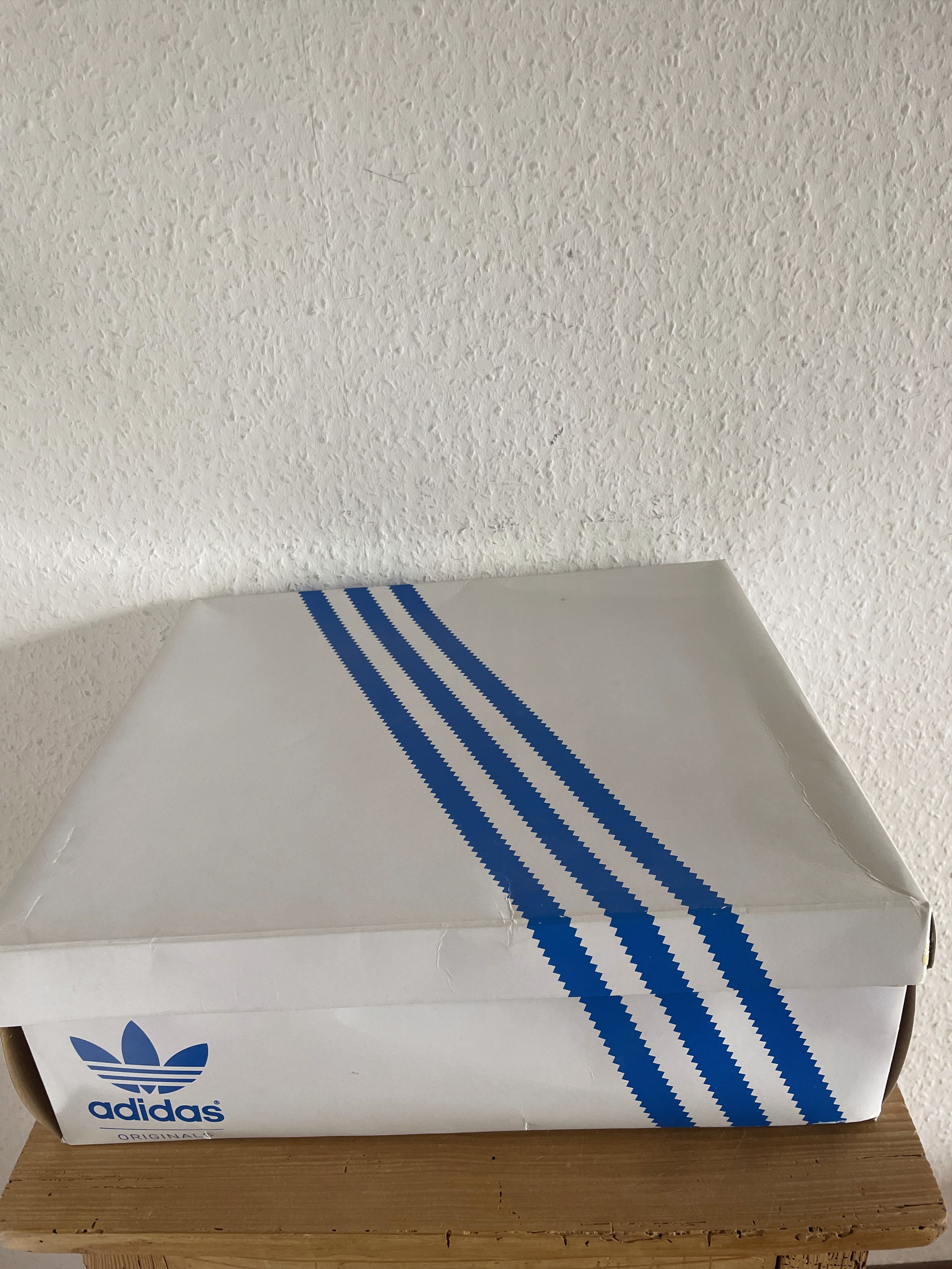 Adidas × Jeremy Scott JS Poodle Pink Fur Sneaker Size US 10 / EU 43 - 10 Thumbnail