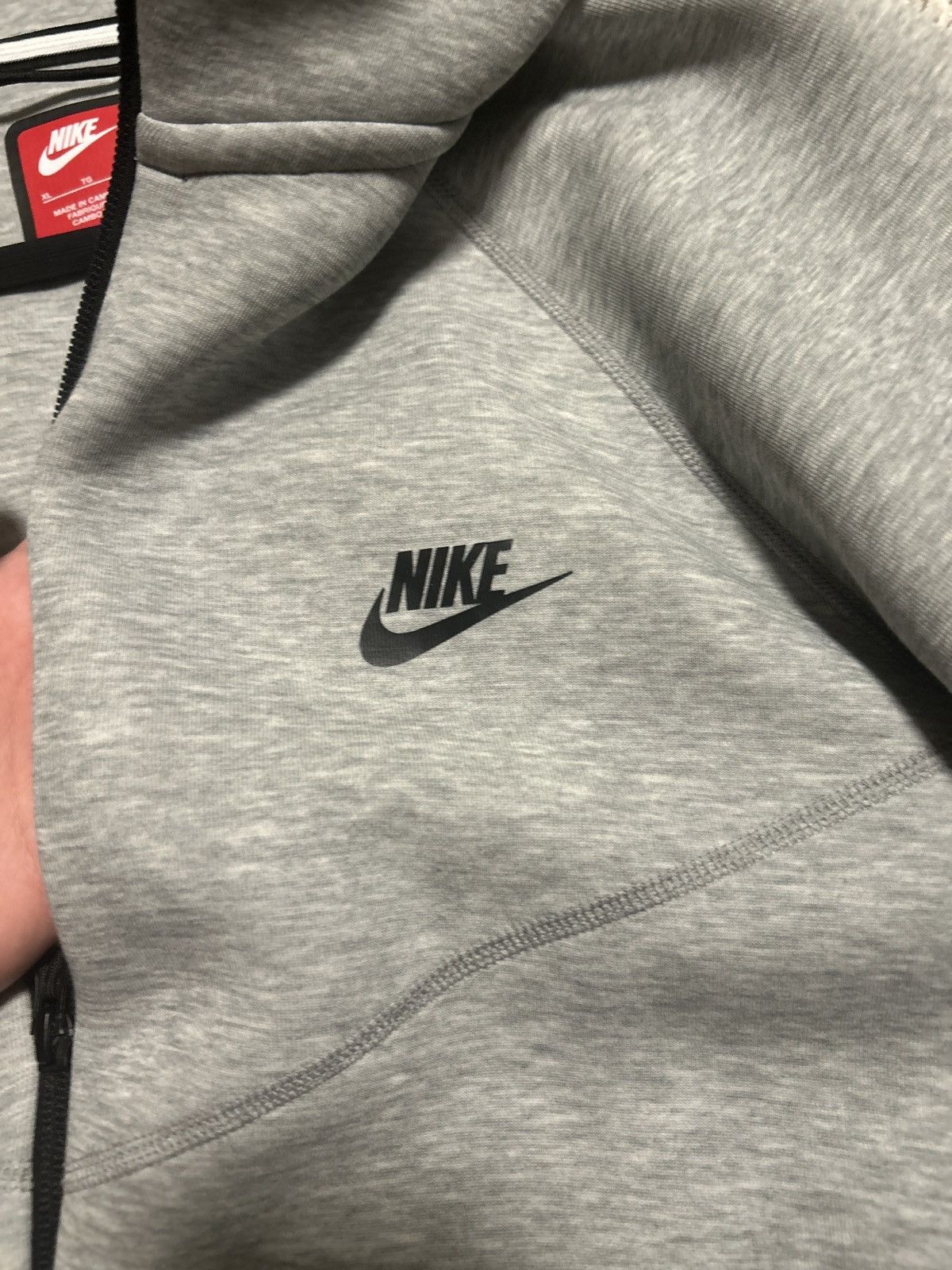 Nike Nike TCH FLC NEW SZN Size US XL / EU 56 / 4 - 7 Thumbnail