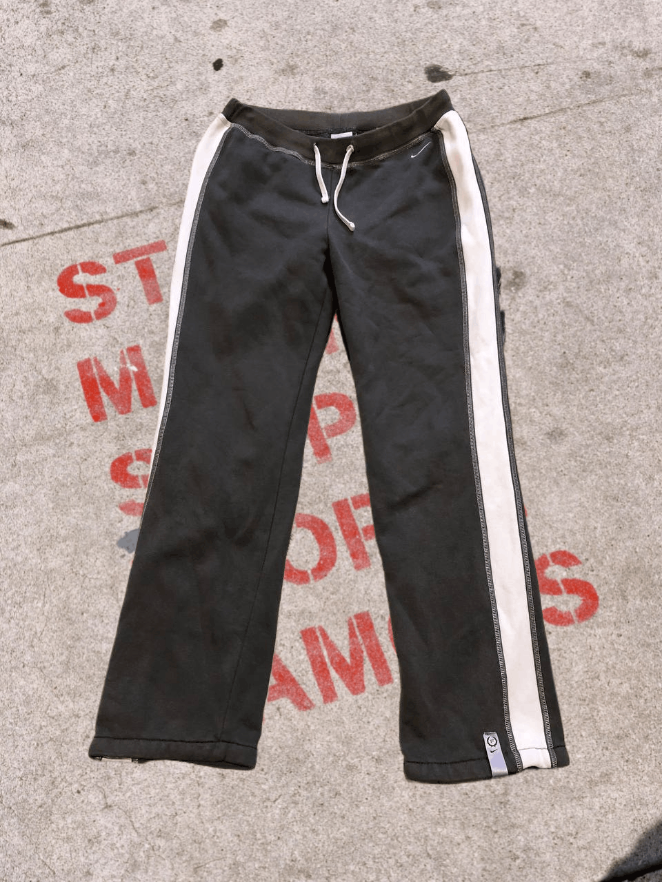 Nike Vintage Y2K Nike track pants Size US 30 / EU 46 - 1 Thumbnail