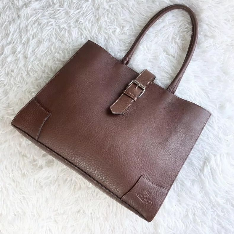 Vivienne Westwood Vivienne Westwood size os Mid-old silver buckle leather tot Size ONE SIZE - 1 Thumbnail