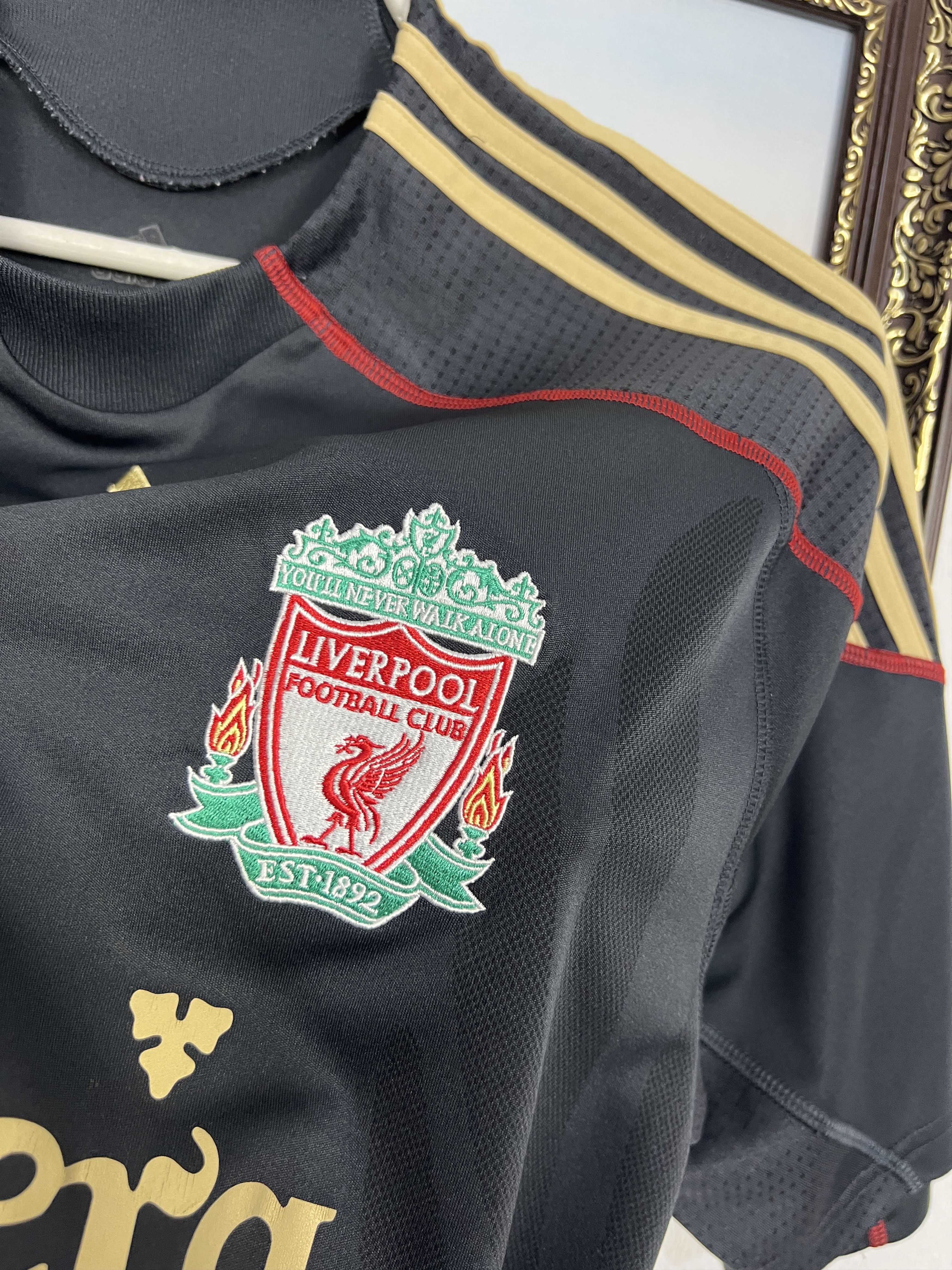 Adidas Liverpool Away football shirt 2009 Soccer Jersey Trikot Rare Size US S / EU 44-46 / 1 - 6 Thumbnail