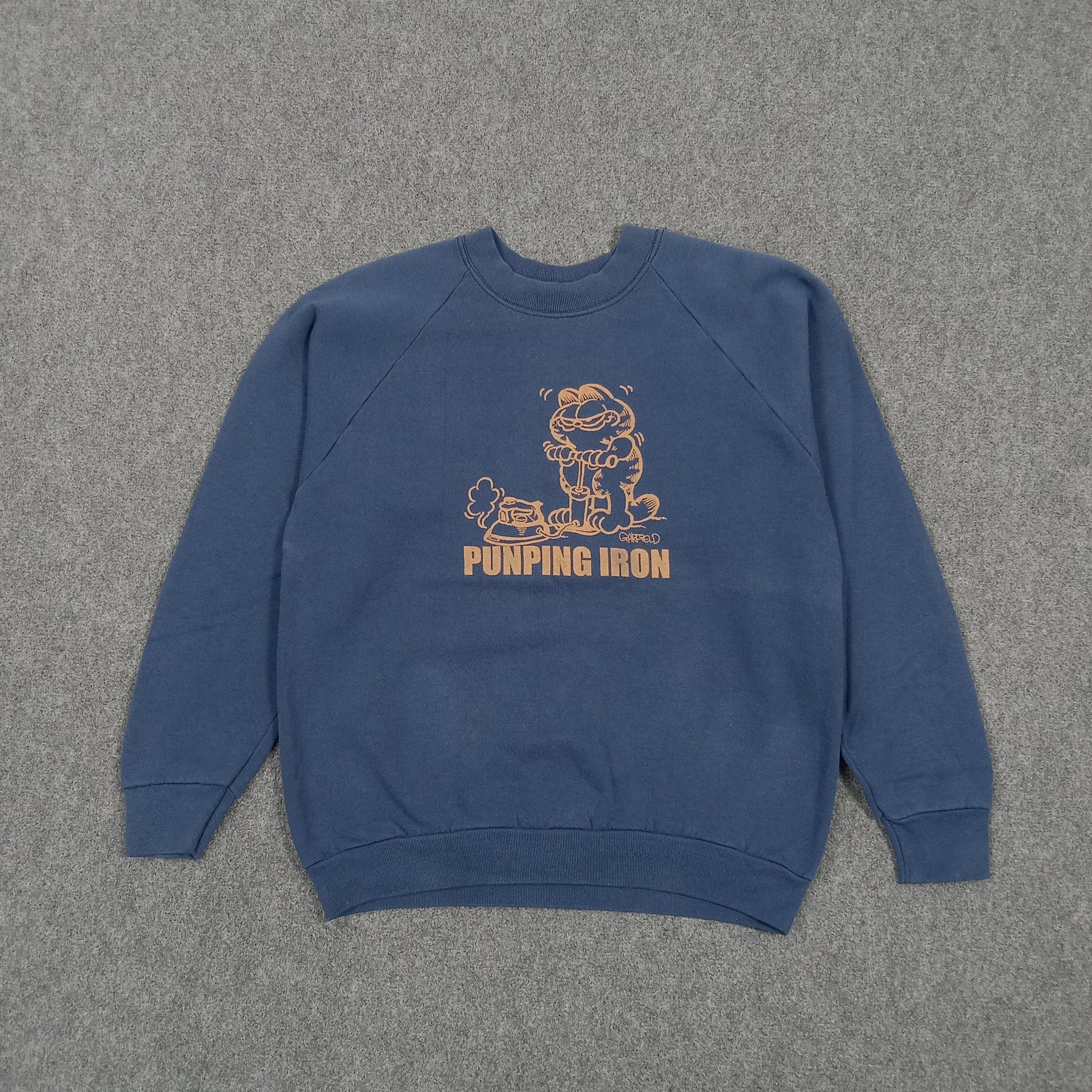 Vintage 90's Cartoon Garfield Punping Iron Sweatshirt C290N14 Size US S / EU 44-46 / 1 - 1 Thumbnail