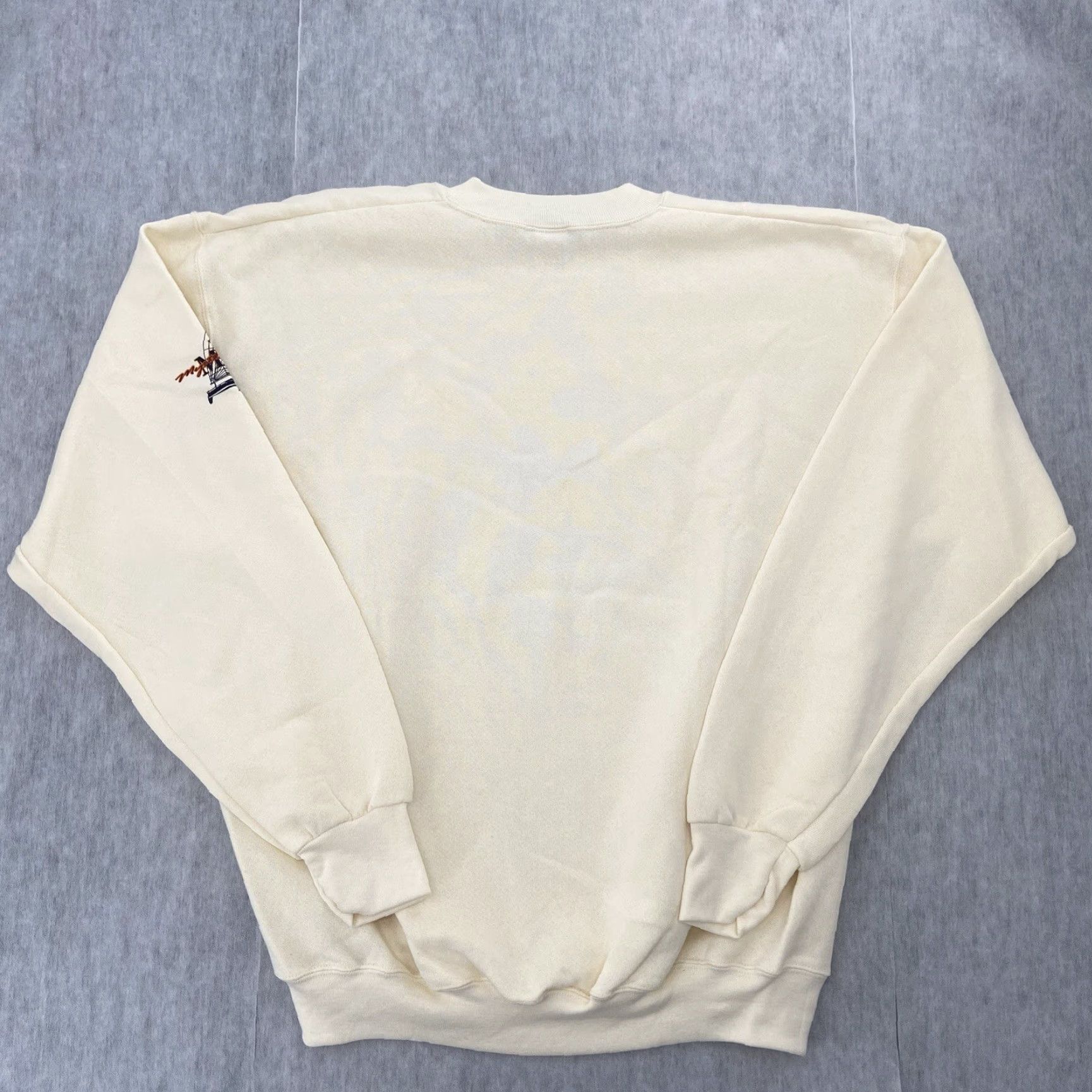 Fruit Of The Loom Vintage Myrtle Beach Sweatshirt Unisex Adult XL Ivory Sailboat Beach Air Waves Cotton Pullover Size XL / US 12-14 / IT 48-50 - 2 Thumbnail