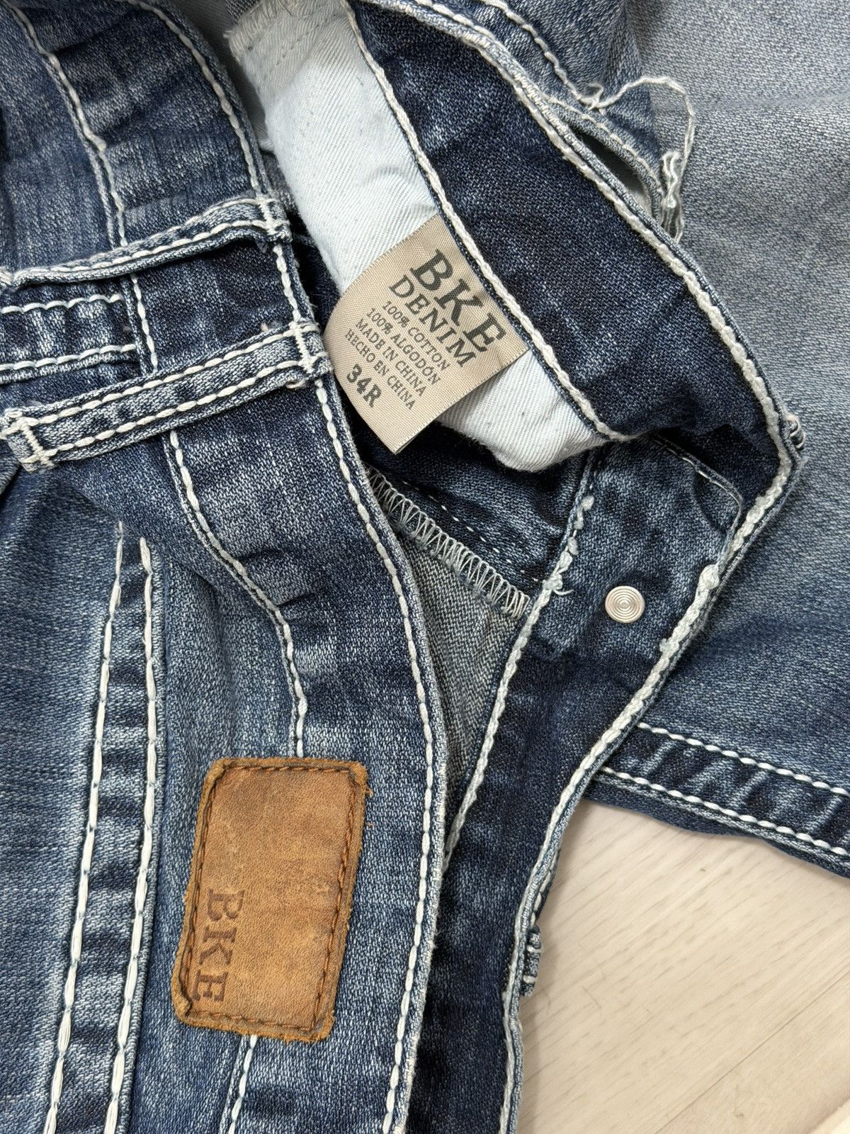 BKE Y2K BKE Tyler Jeans Size 34R Relaxed Washed Distressed Denim Size US 34 / EU 50 - 10 Thumbnail