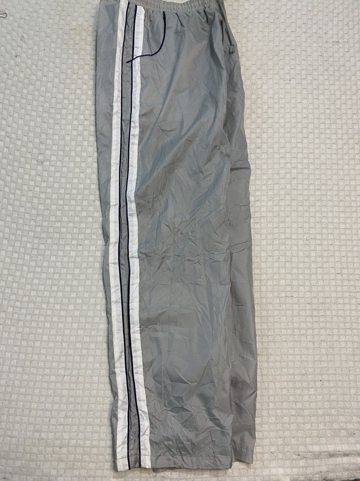 Southpole 💥VINTAGE SOHK SCHOOL OF HARD KNOCKS BAGGY NYLON PANTS Y2K Size US 30 / EU 46 - 2 Thumbnail