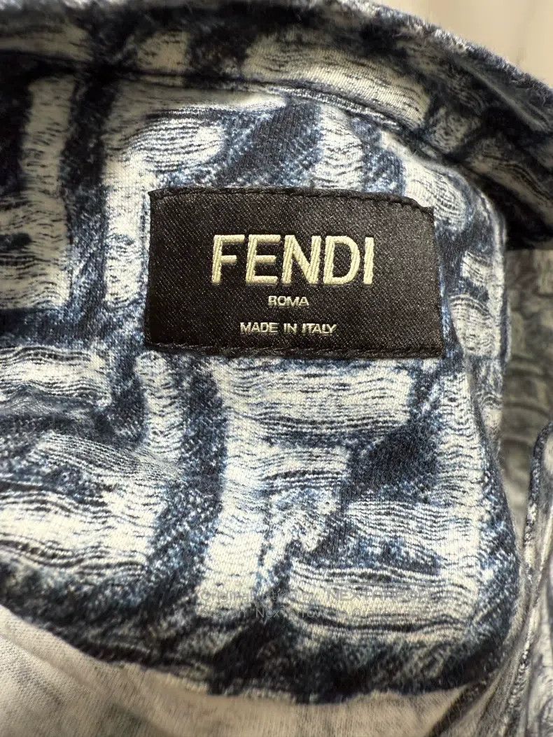 Fendi Fendi FF Full Print Colorful Graffiti Logo Short Sleeve Sh Size US M / EU 48-50 / 2 - 3 Thumbnail