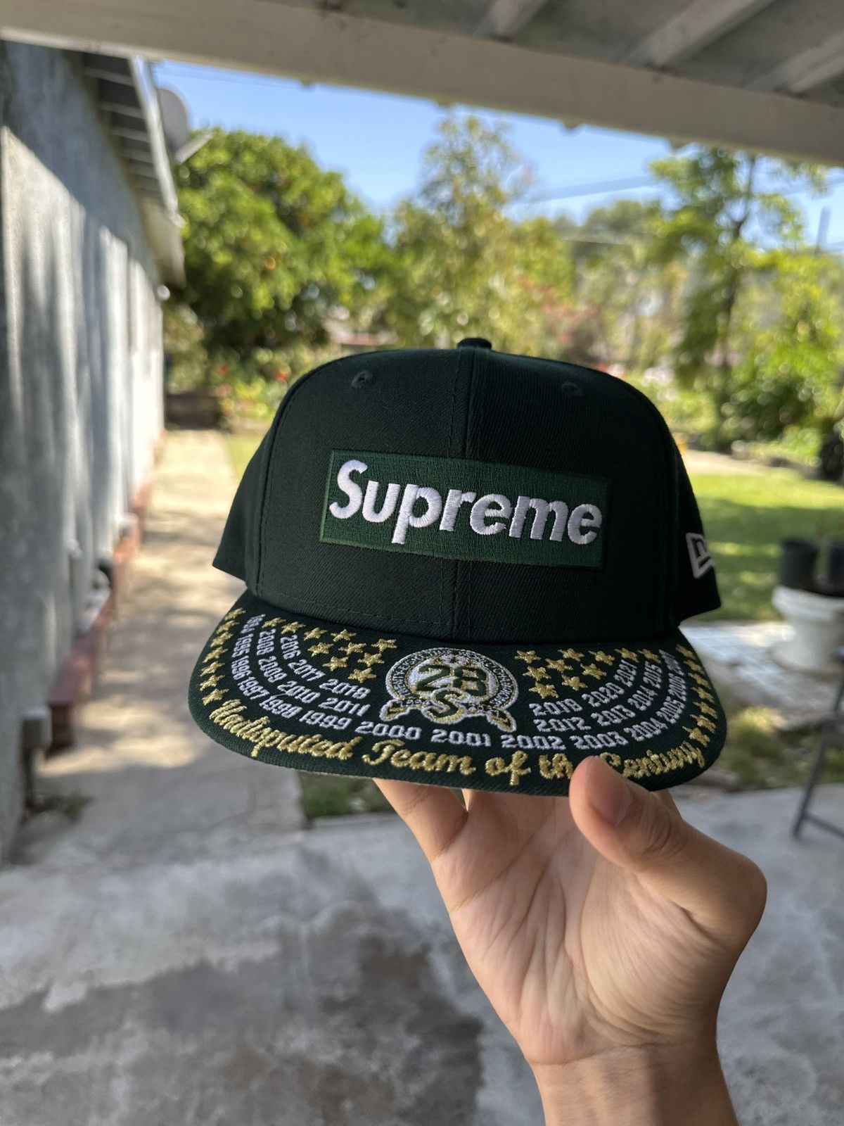 【7 3/8】Supreme®/ANTIHERO® New Era Supreme ANTIHERO New Era 59Fifty Fitted Cap Black - FW25 - US