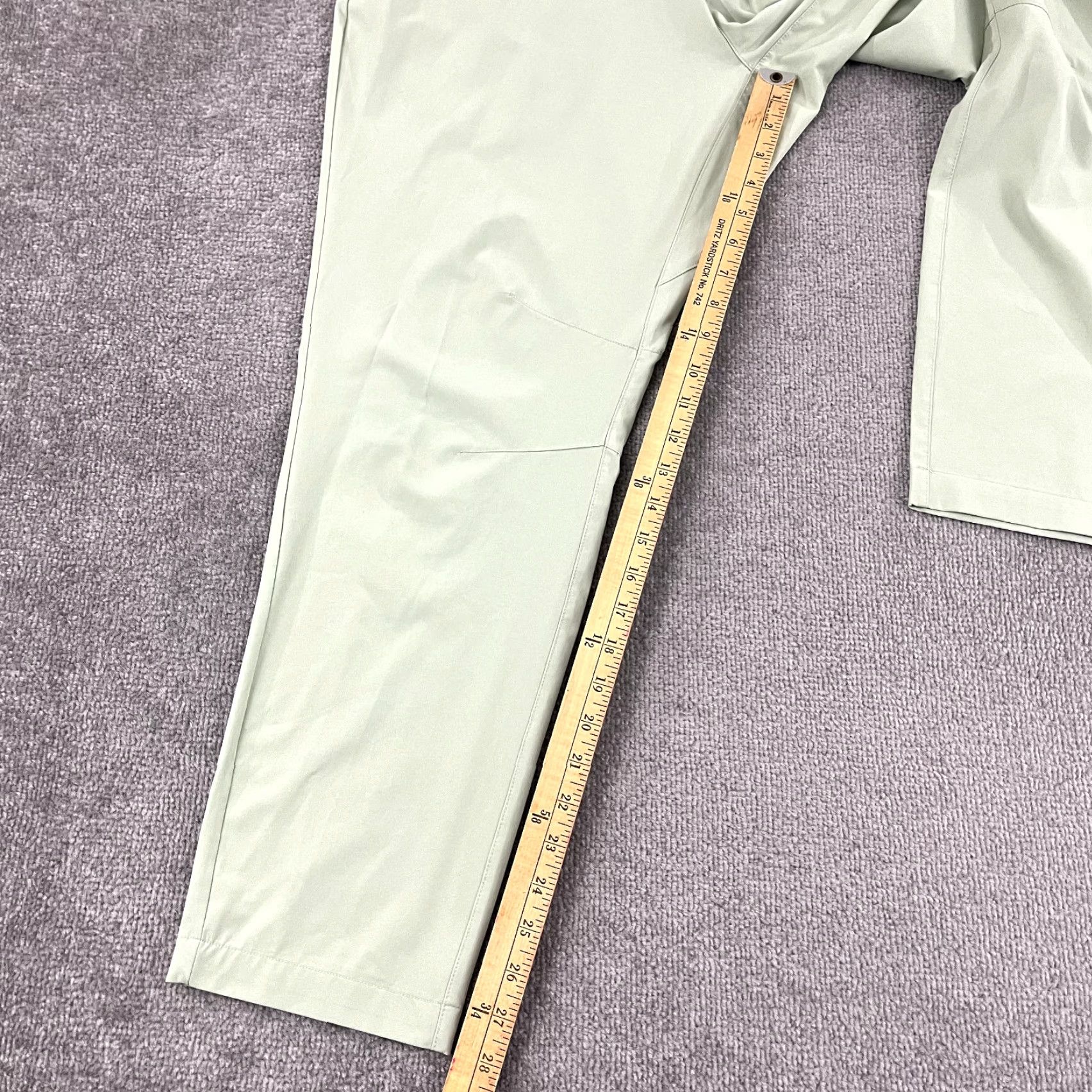 Fabletics FABLETICS Pants Mens 34 x 28 Mint Green Chino Stretch Golf Travel Everyday Sport Size US 34 / EU 50 - 3 Thumbnail