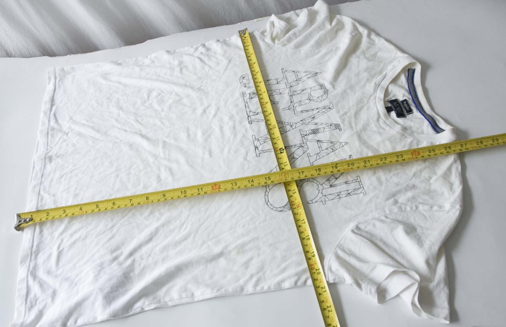 Armani Armani Jeans T Shirt Size L Spell Out White Size US L / EU 52-54 / 3 - 6 Thumbnail