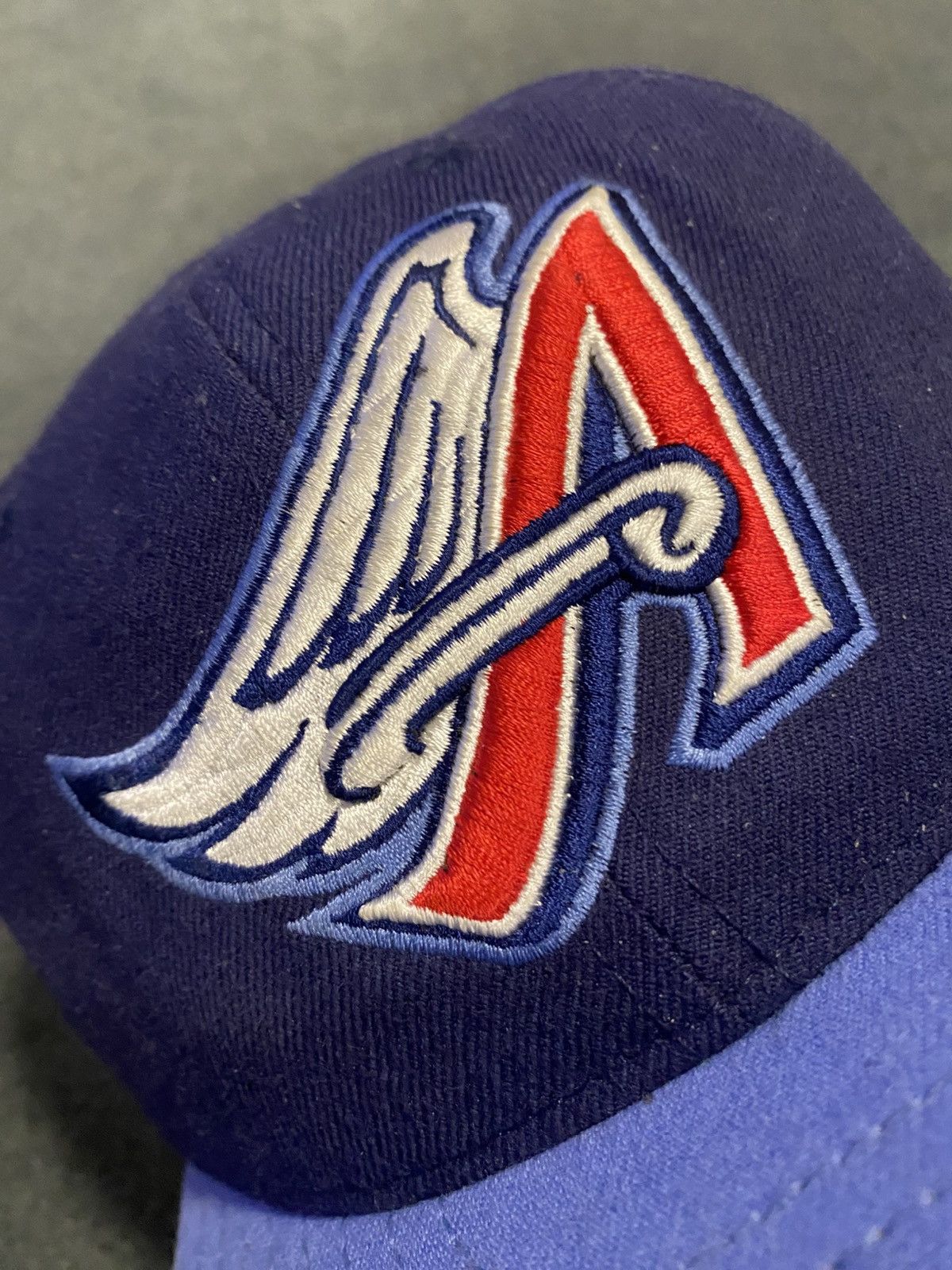 MLB × New Era × Vintage VINTAGE 90s NEW ERA 5950 ANEHEIM ANGELS FITTED CAP Size ONE SIZE - 4 Thumbnail
