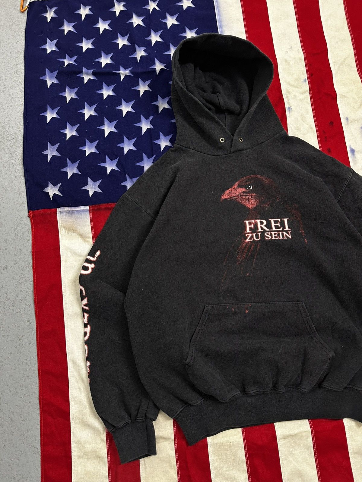 Band Tees Vintage 2000s In Extremo Frei Zu Sein Rock Band Hoodie Size US M / EU 48-50 / 2 - 4 Thumbnail