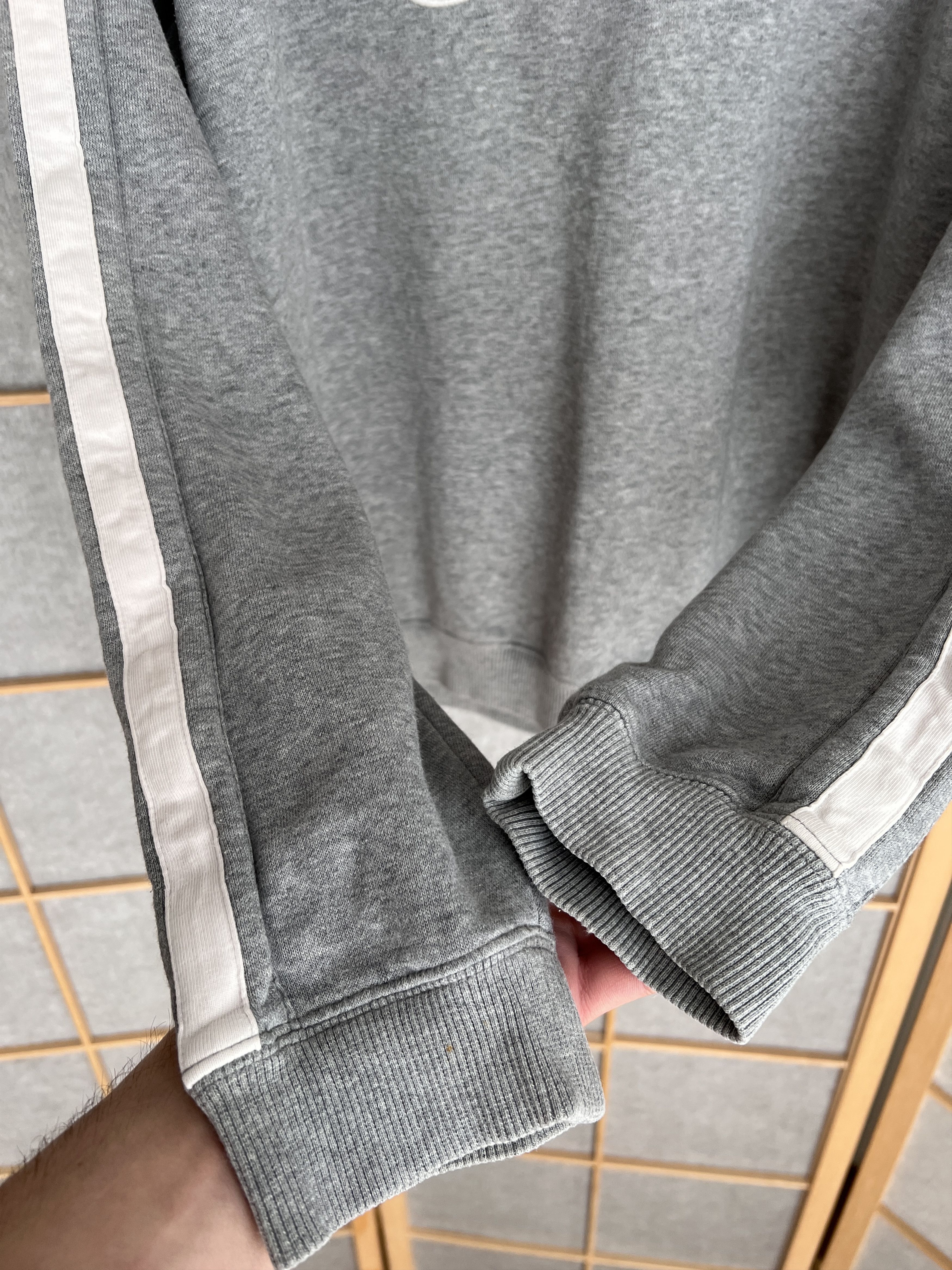Nike 2000s Nike boxy sweatshirt big embroidered logotype swoosh M Size US M / EU 48-50 / 2 - 7 Thumbnail
