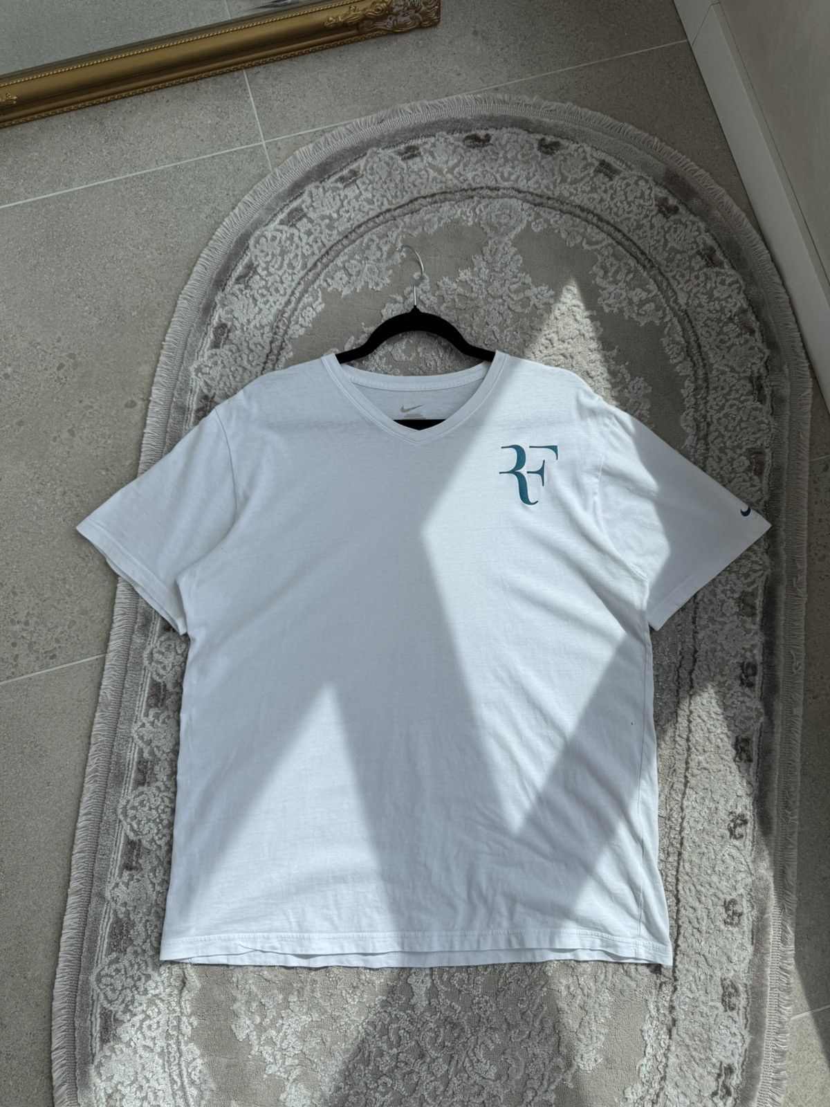 Nike Nike x Roger Federer "RF" Logo V-Neck Tee – Tennis Essential Size US L / EU 52-54 / 3 - 8 Thumbnail