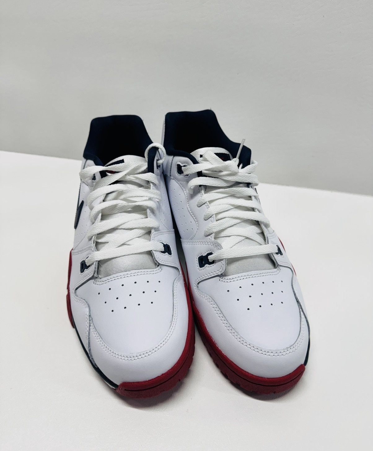 Nike Nike Cross Trainer Low White Gym Red Obsidian Size US 11 / EU 44 - 4 Thumbnail