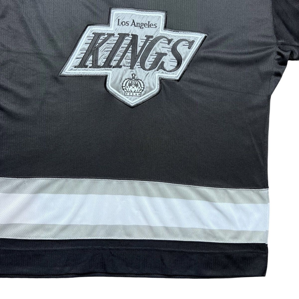 Starter 1990s NHL Los Angeles Kings Starter Black Spell Out Jersey Size US L / EU 52-54 / 3 - 8 Thumbnail