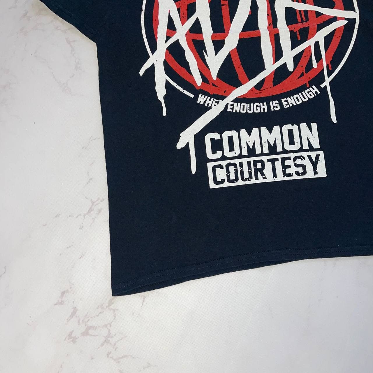 Vintage Vintage A Day To Remember Common Courtesy Rock Band T-Shirt Size US L / EU 52-54 / 3 - 7 Thumbnail