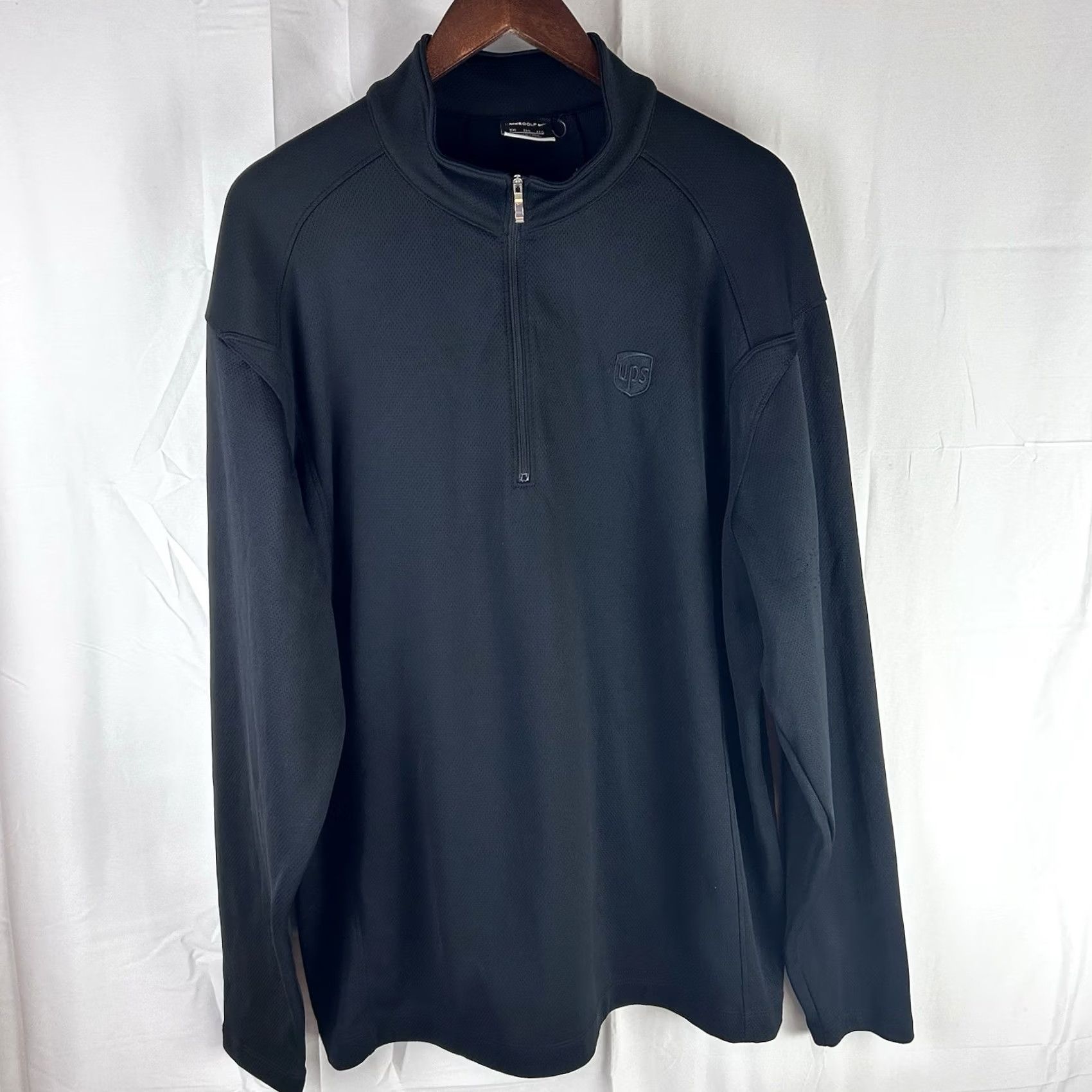 Nike Nike Golf Light Jacket Men's XXL Black 1/4 Zip Mock Neck Company Logo UPS Logo Adventure Outdoor Golf Jacket Mens 2XL Black Nike Golf Light Jacket Size US XXL / EU 58 / 5 - 2 Thumbnail