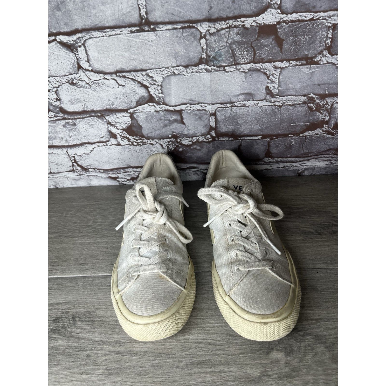 Veja Veja Campo Canvas White Low Top Fashion Sneakers Comfort Cas Size US 6 / IT 36 - 1 Thumbnail