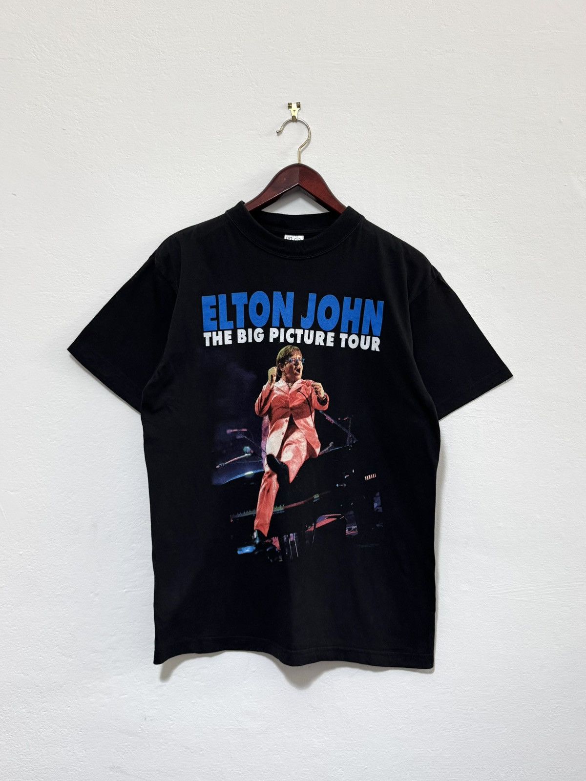 Band Tees Vintage Elton John The Big Picture Tour 1997 T-shirt Size US L / EU 52-54 / 3 - 1 Thumbnail
